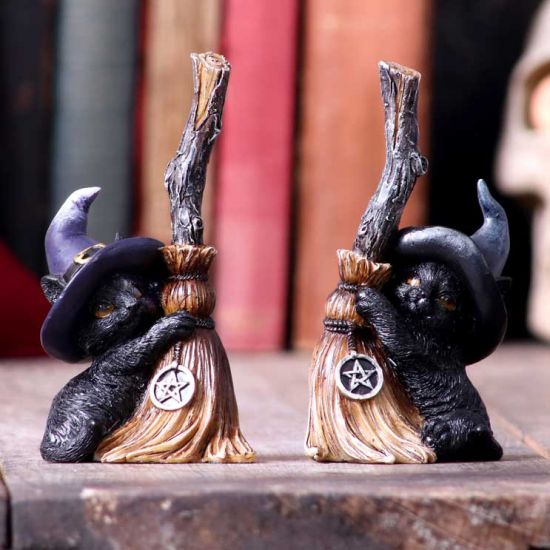 Nemesis Now Wiccan & Witchcraft Collection - Broom Guard Figurine