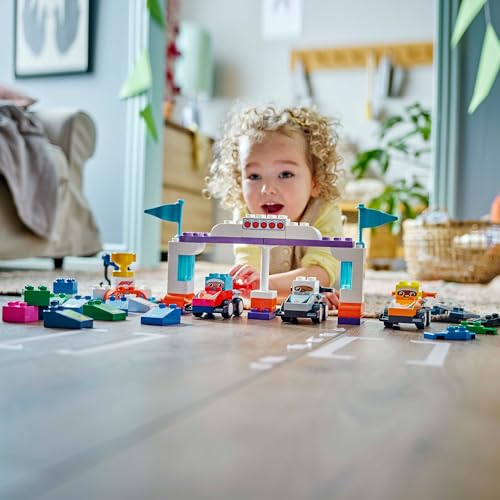 LEGO DUPLO Town F1 Team Race Cars & Drivers Building Toy - 2+ Year Olds 15