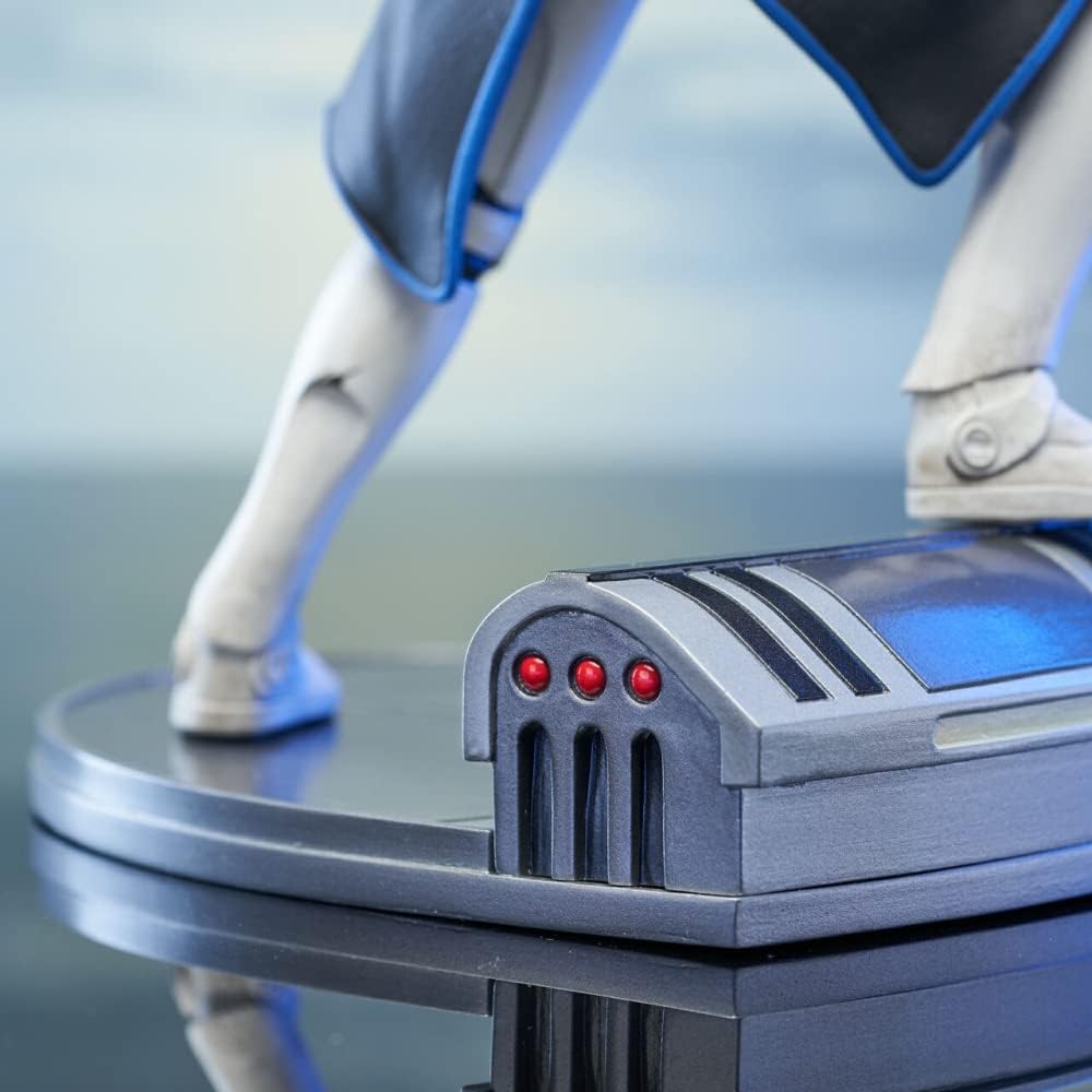 Diamond Select Toys Premier Collection Star Wars: The Clone Wars - Captain Rex Statue (SEP212198)