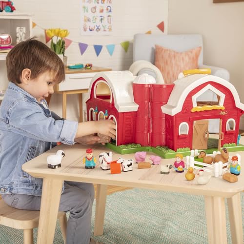 Battat Farm Animal Play Set - 25-Piece Farm Playset with Tractor, Animals & Fences 8