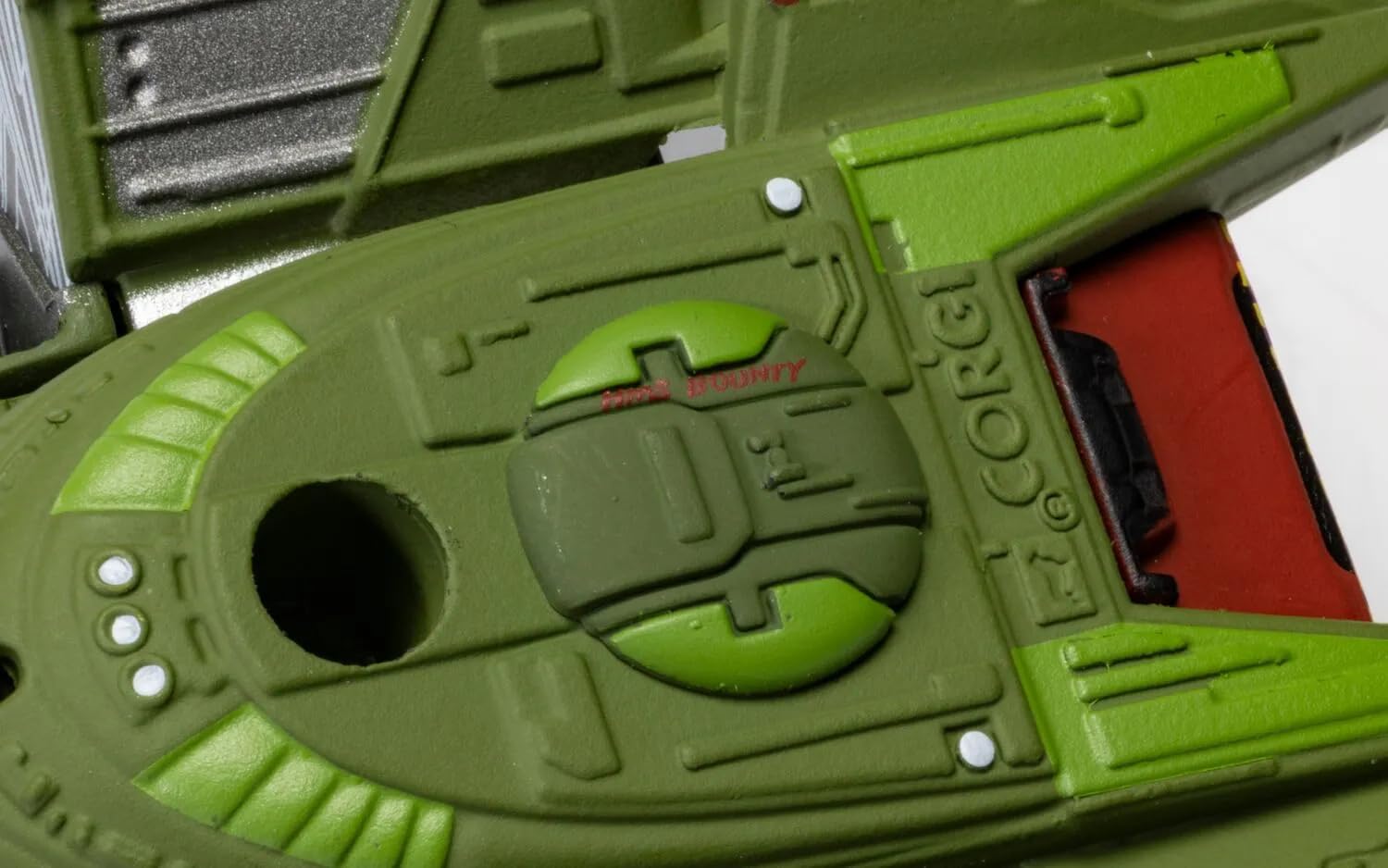 Corgi CC96612 Star Trek Klingon Bird-of-Prey 'HMS Bounty' Die-Cast Model | Metal | 105x130x54mm 8