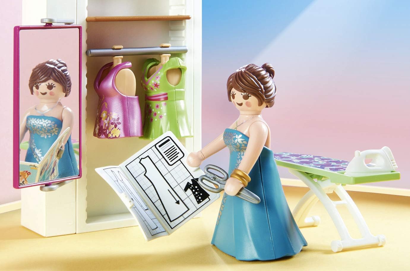 PLAYMOBIL 70208 Dollhouse Master Bedroom with Interchangeable Dresses and Lighting Effects - Playset for Kids 4+ 3