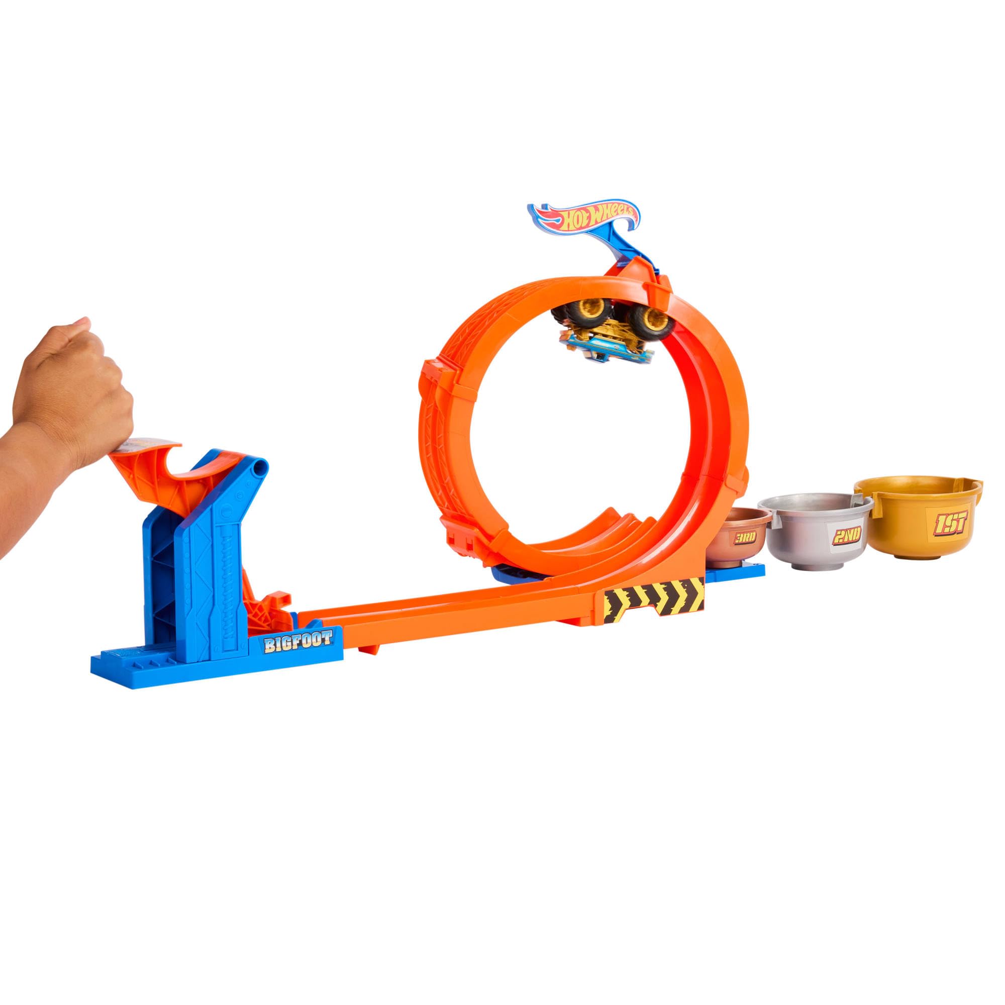 Hot Wheels Monster Trucks Bigfoot 50th Anniversary Loop-And-Flip Trophy Challenge Playset 5