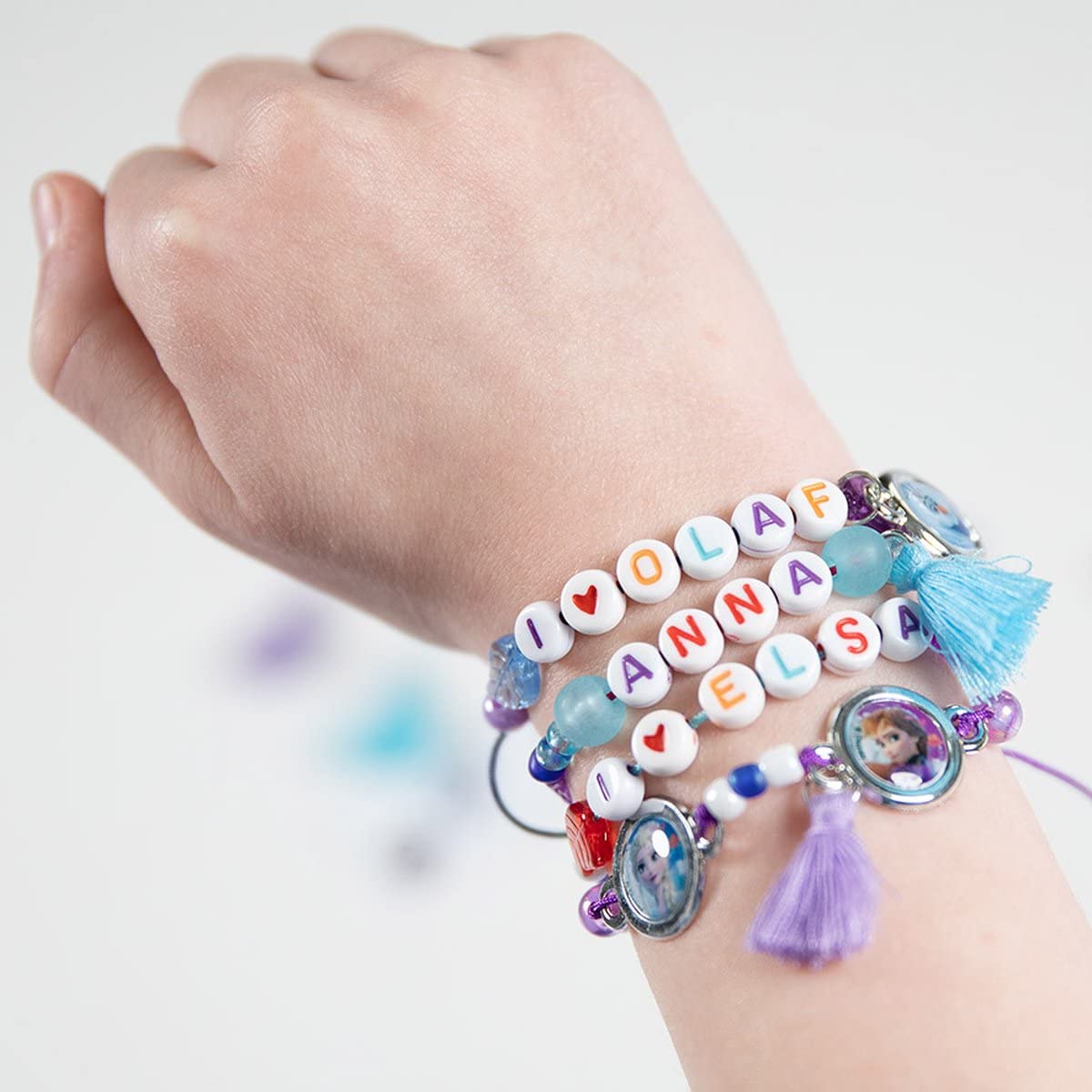 Totum Frozen Letter Bracelet Making Kit | Anna, Elsa & Olaf Motifs | Ages 4+ | 681460