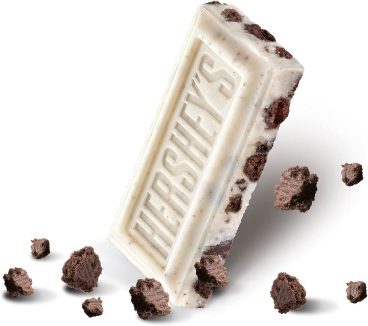 Hershey's Cookies 'n' Crème White Chocolate Flavour Bar with Cookie Pieces – Pack of 24 (40g Each)