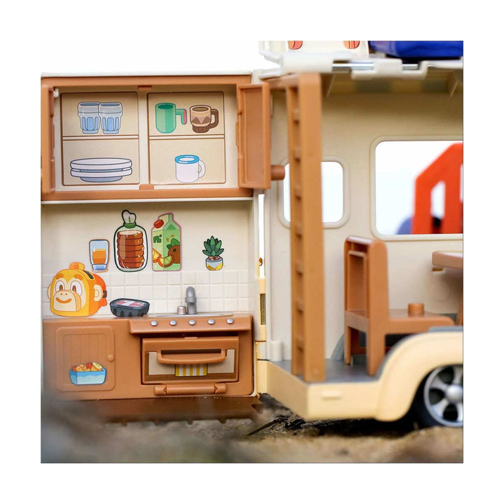 Bluey's Caravan Adventures Playset - Transforming Playset with Figure & Accessories