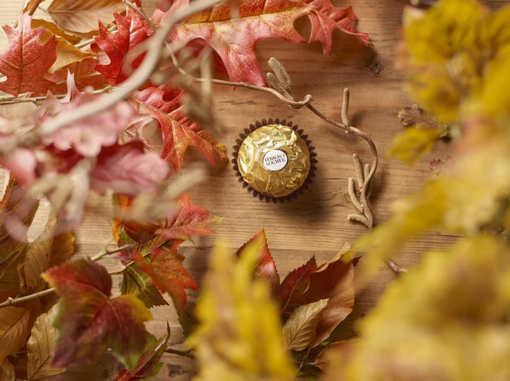 Ferrero Rocher Pralines Bulk Box - 48 Pieces, Hazelnut Milk Chocolate Treats for Gifting & Celebrations