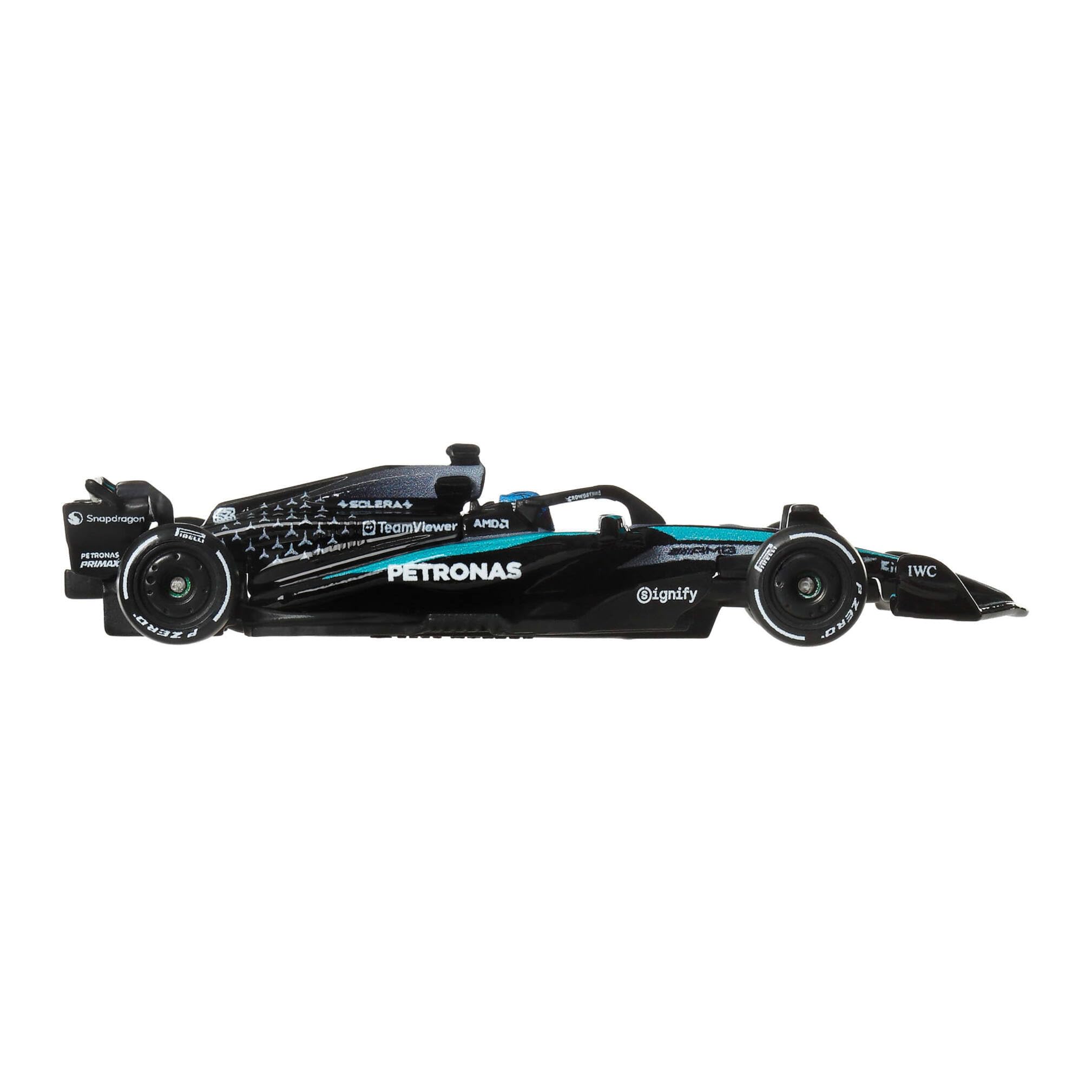 Hot Wheels Formula 1 Mercedes-Benz George Russell #63 Die-Cast Car | 1:64 Scale | Metal/Metal Body 3