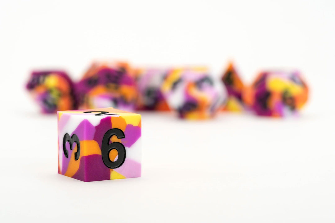 Metallic Dice Games FanRoll 16mm Pride Sharp Edge Silicone Rubber Polyhedral Dice Set