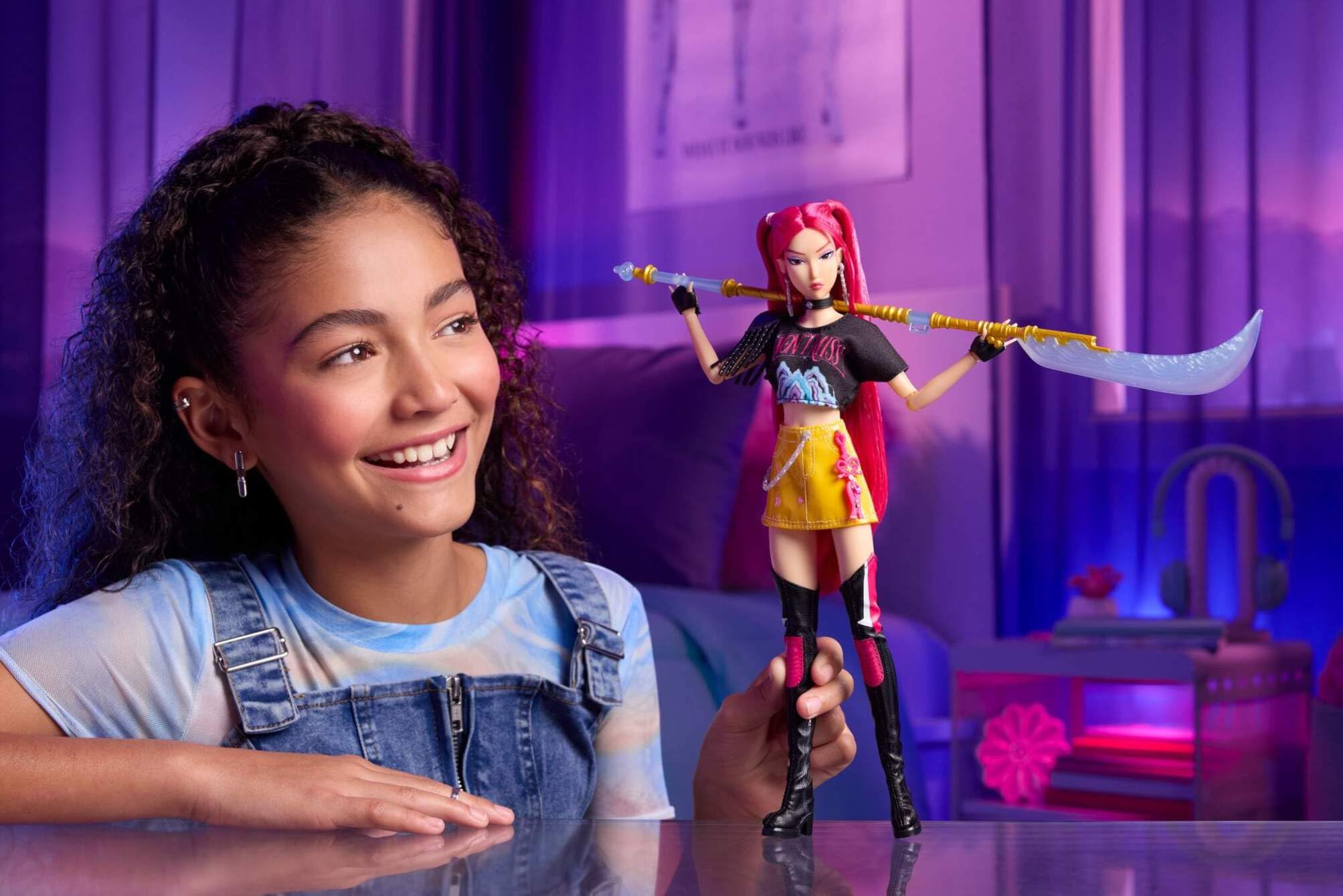 Mattel KPop Demon Hunters HUNTR/X Mira Fashion Doll | 11 Points of Articulation | Ages 4Y+
