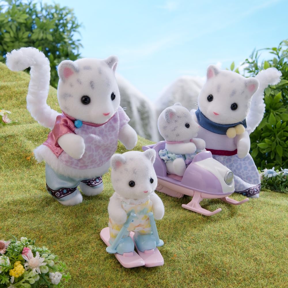 Sylvanian Families Snow Leopard Family Playset | Model 5814 | Ages 3+ 2
