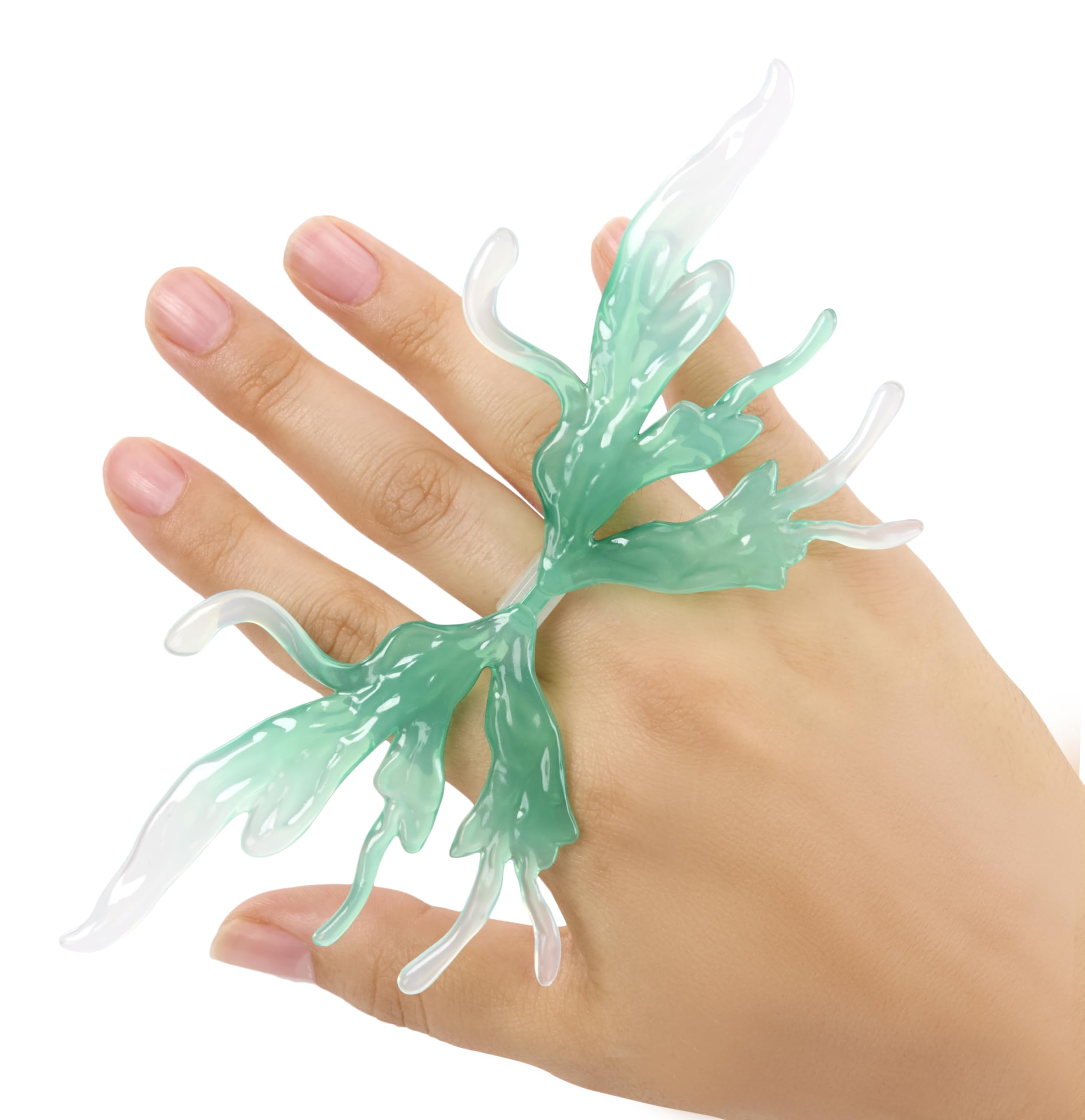 Bratz Fashion Pixiez Sasha - Collectible Doll with Transformable Wings, Fashion Outfit & Accessories, 11.5 inch