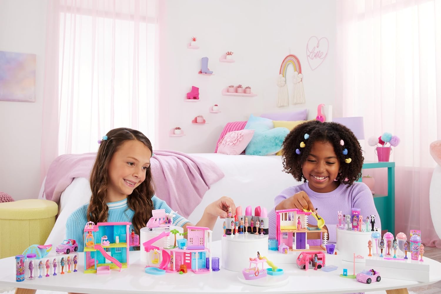 Mini BarbieLand Dreamplane Playset - 1.5-inch Color-Change Doll & Vehicle for Ages 4+