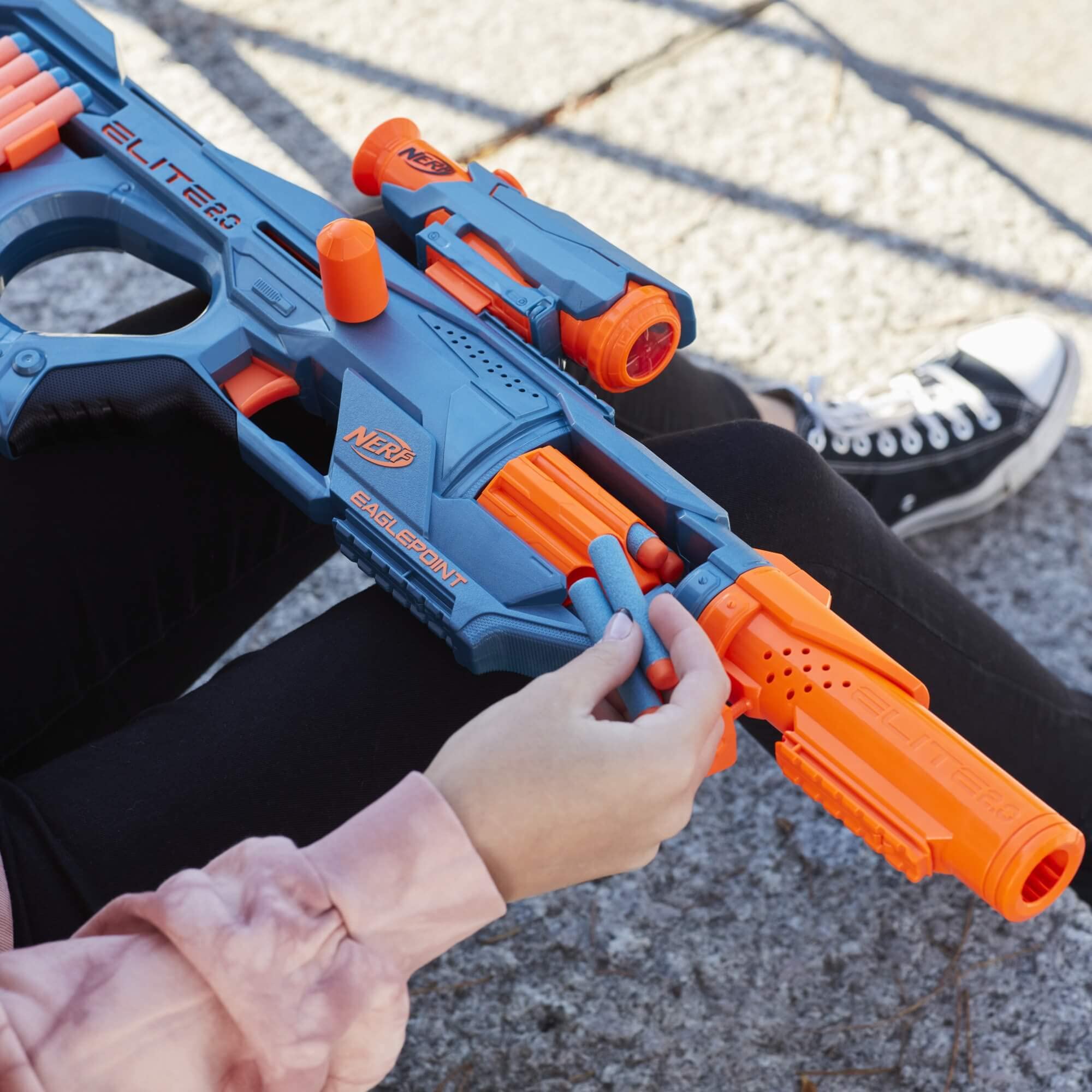 Nerf Elite 2.0 Eaglepoint RD-8 Blaster - 8-Dart Drum, Detachable Scope, 16 Darts, Bolt Action 5