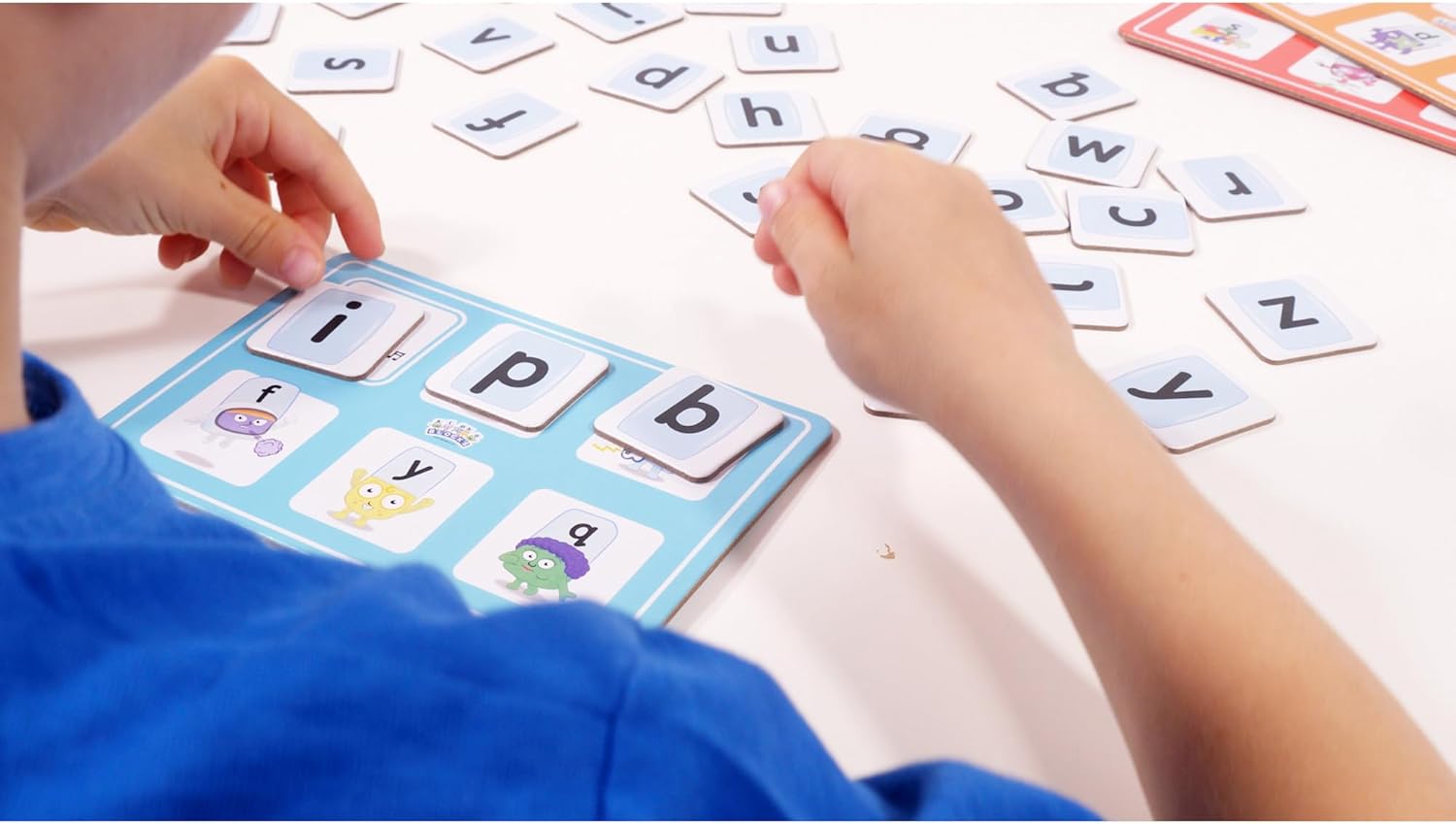 Alphablocks Matchums Learning Game - Match Letter and Picture Cards for Early Literacy 2