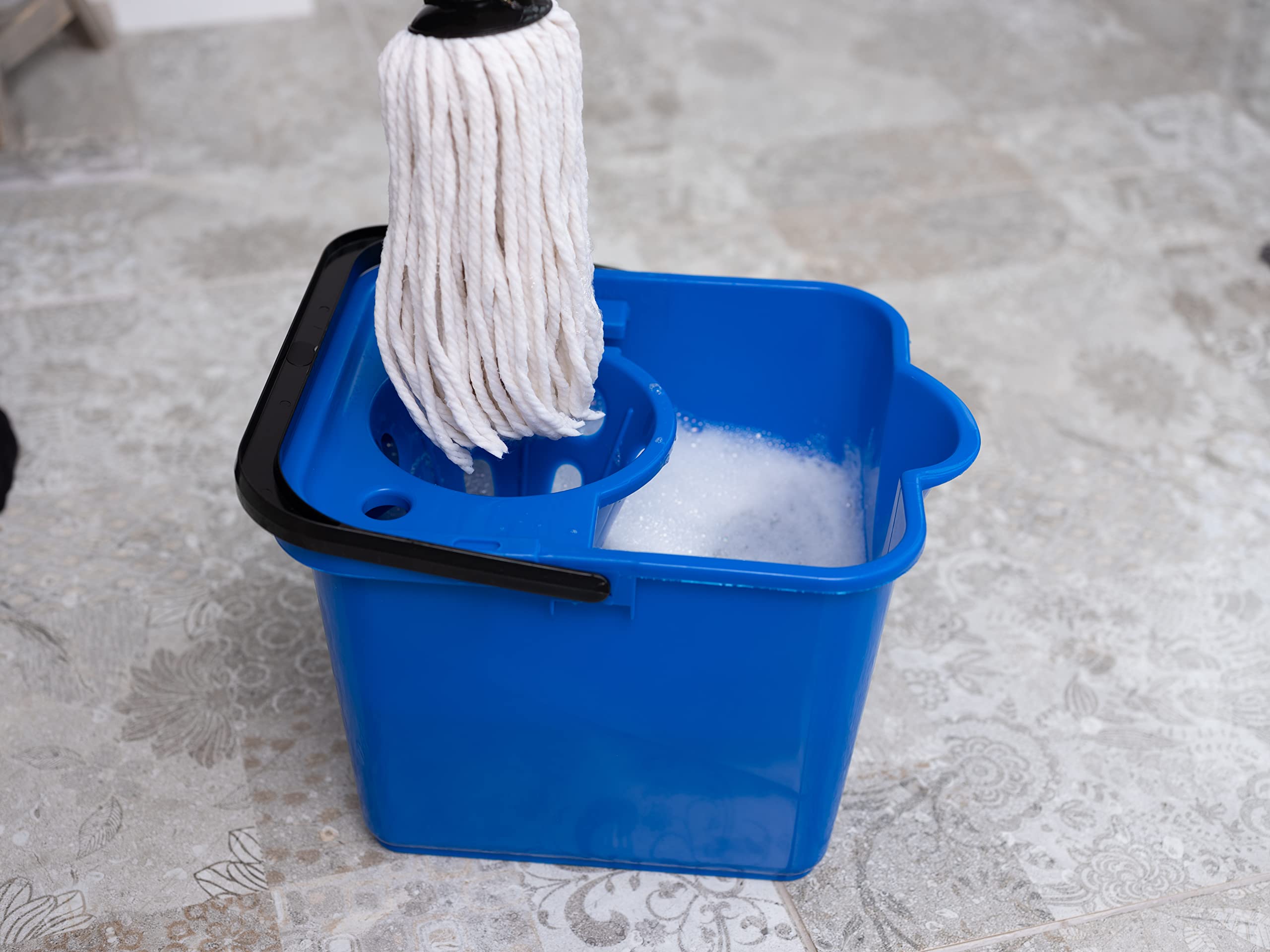 Addis Mop Pail and Wringer - 12L Capacity, Detachable Wringer | Durable Plastic 4