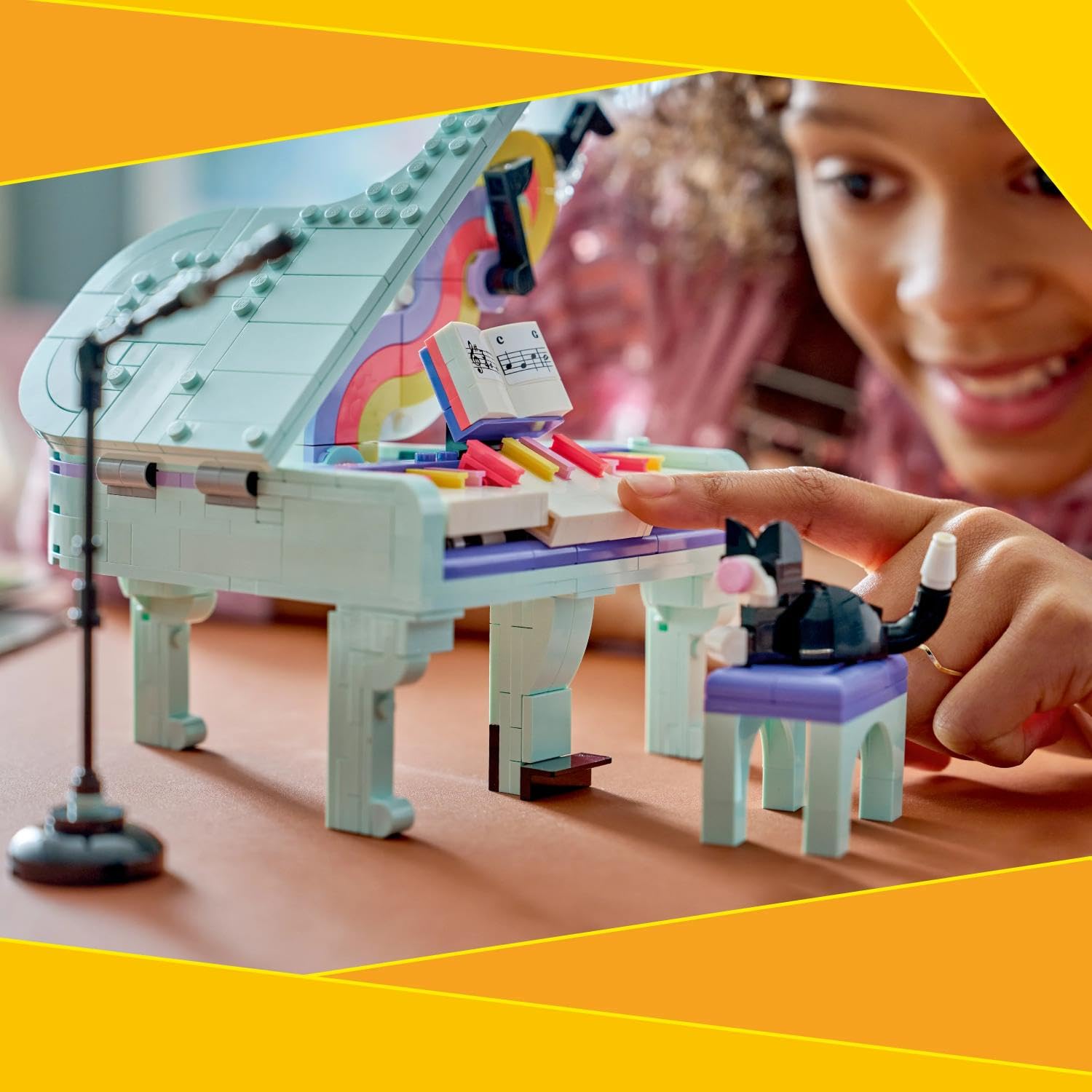 LEGO Creator 3 in 1 Music Decor Piano with Cat 31392 | Ages 9+ | Retro Model Kit