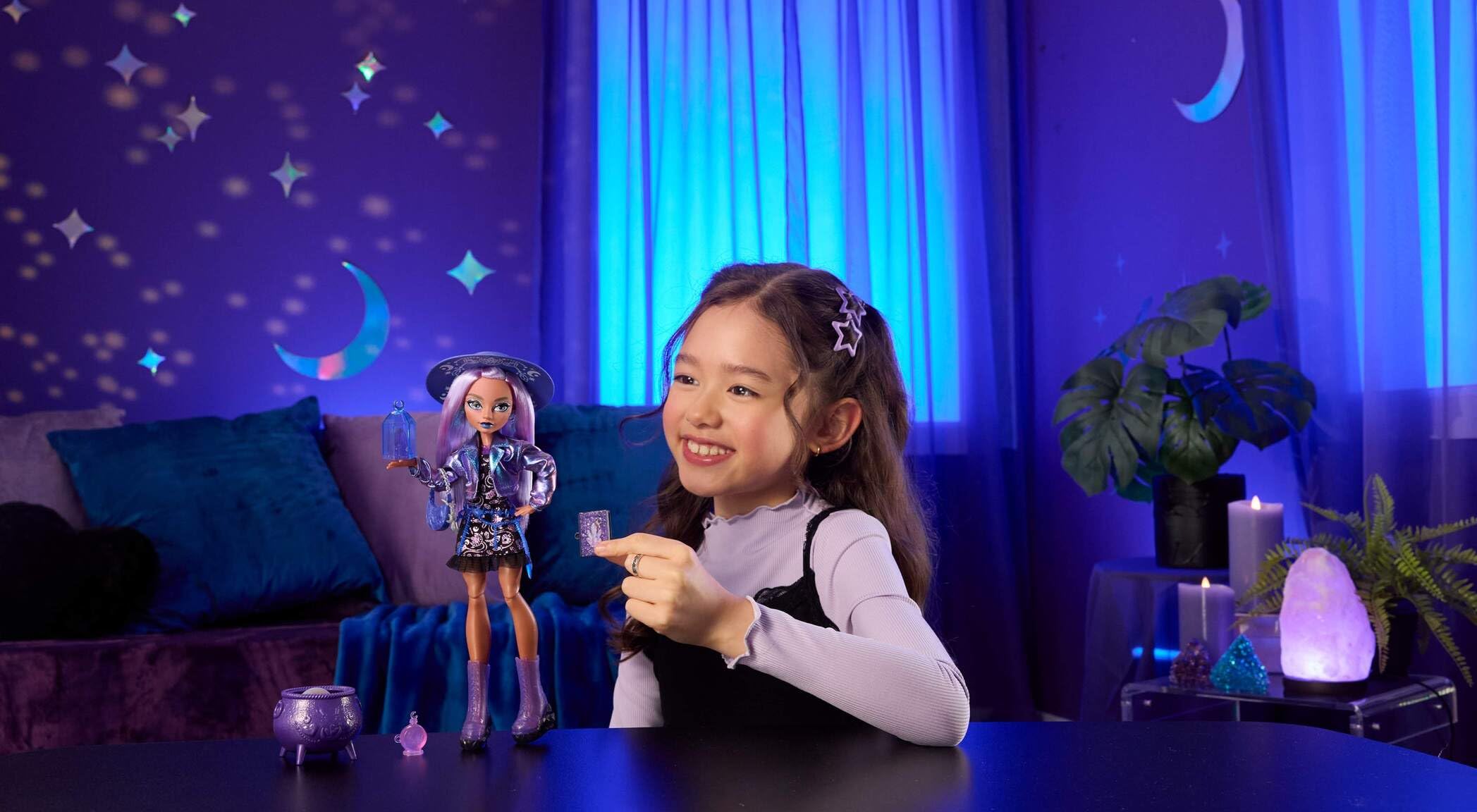 Monster High Doll, Moonspell Magic Layla Stone The Crystal Witch with Cauld 3