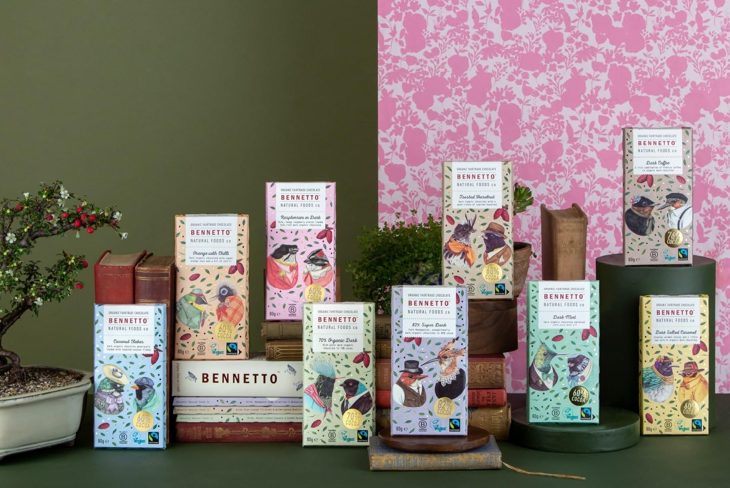 Bennetto Organic Dark Chocolate with Toasted Hazelnuts 60% - 270g 3