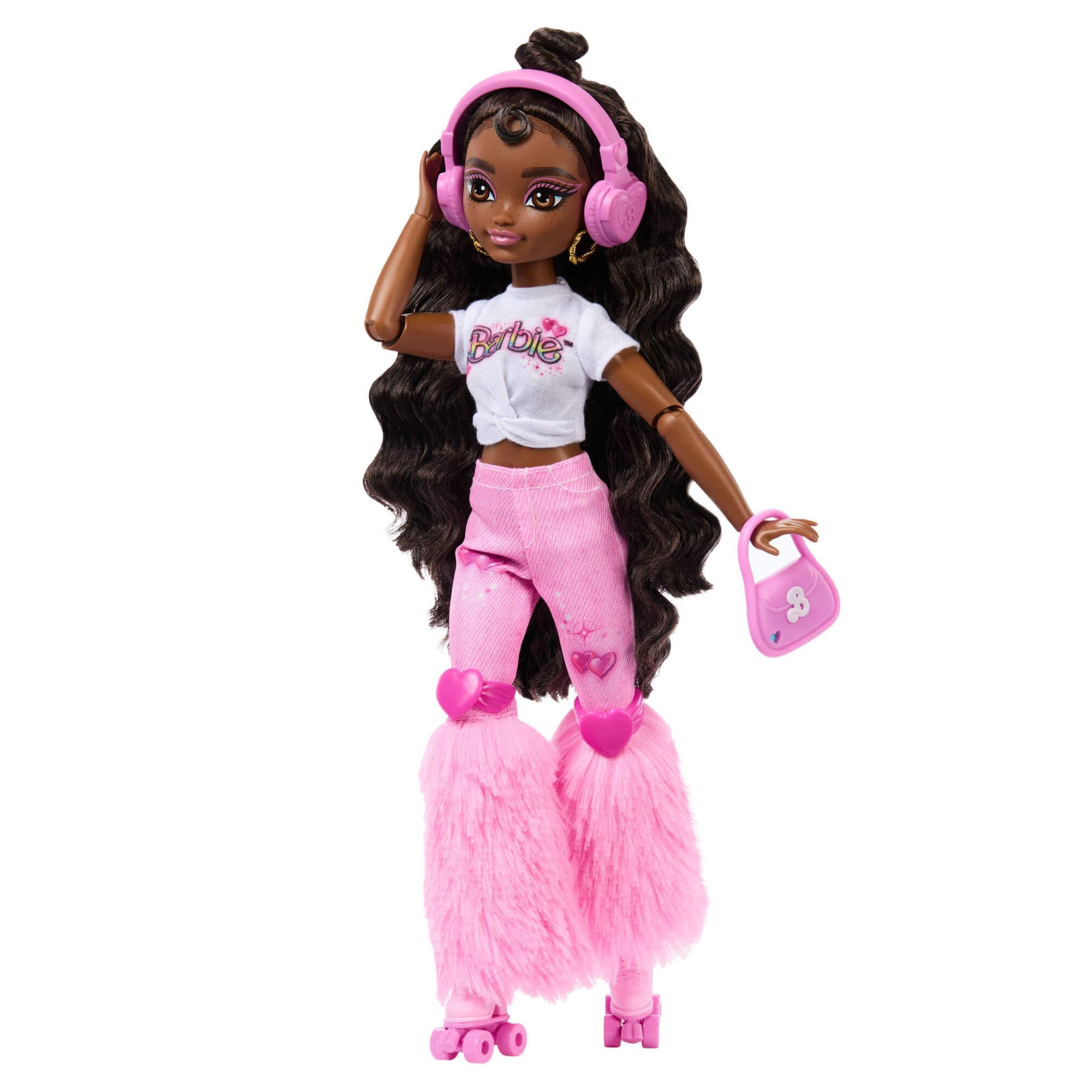 Barbie Dream Besties Doll and Accessories - Poshable Roller Skating Doll with Fashion Outfit & Fun Accessories for Kids 4+