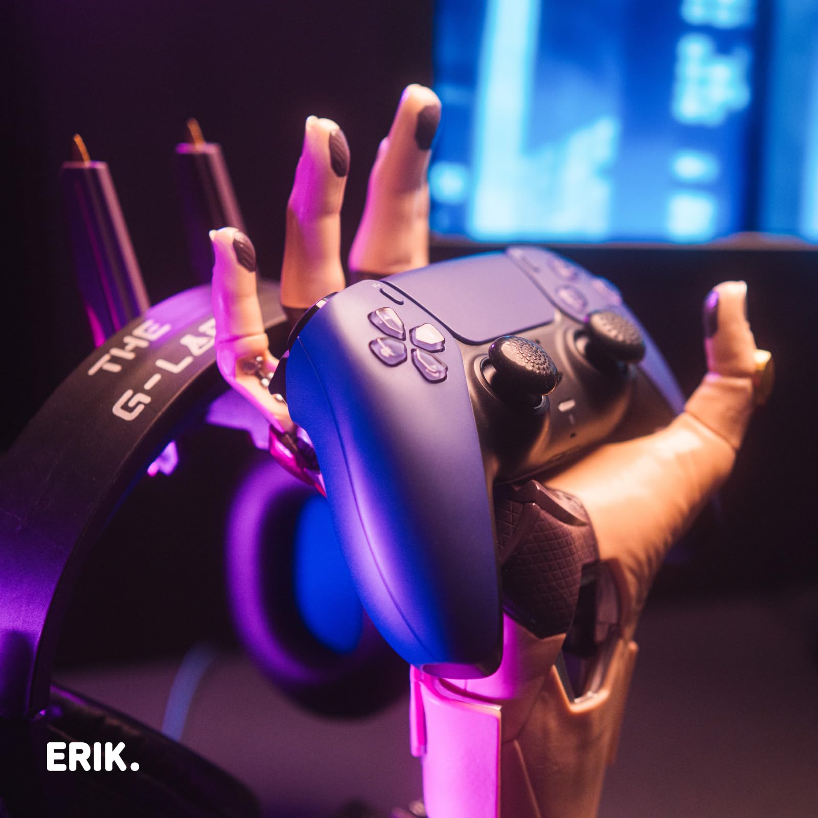 Cyberpunk Gaming Controller Holder & Headphone Stand for PS5, Xbox Series X|S - SOCA02 14