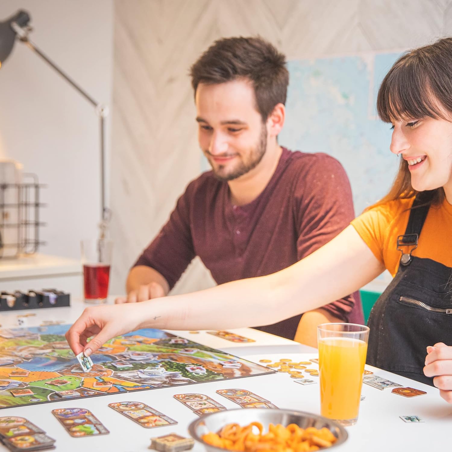 Days of Wonder Small World Board Game
