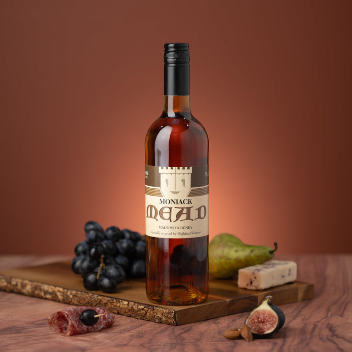Moniack Mead Honey Wine, 750 ml – Smooth & Warming Mead with Caramel and Floral Notes