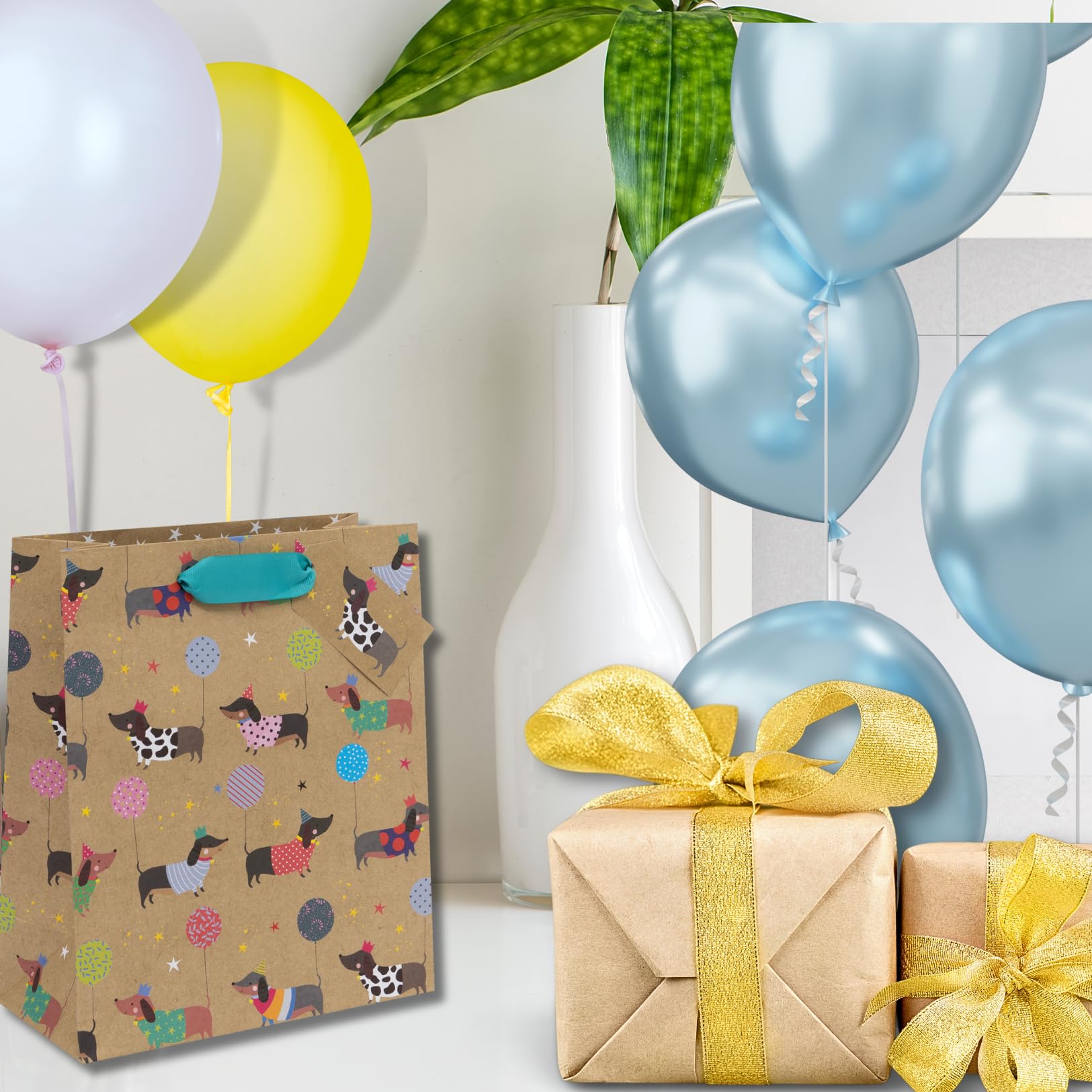 Ballyhoo Medium Happy Birthday Gift Bag Sausage Dog Kraft | 25.3 x 21.5 x 10.2 cm 3