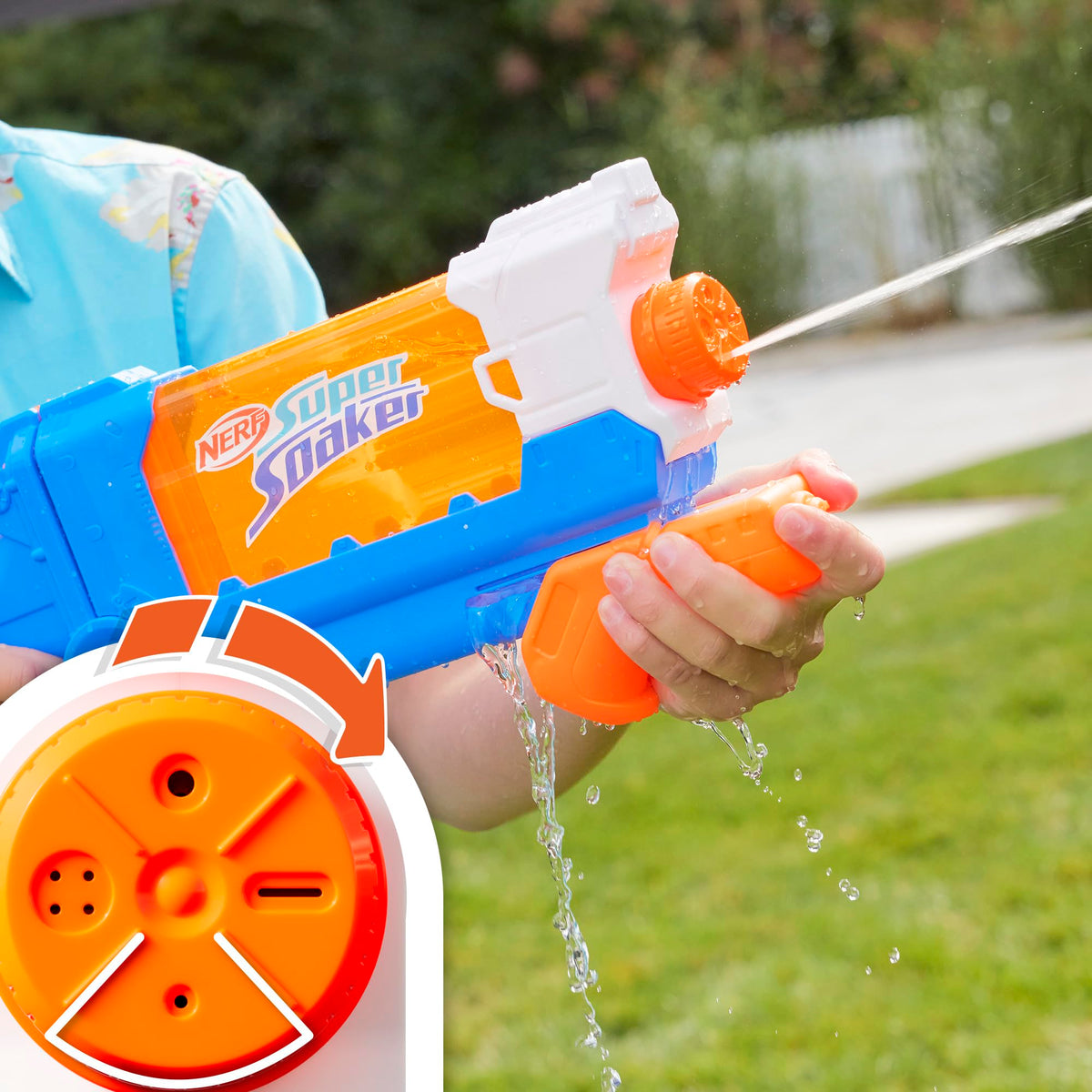 Nerf Super Soaker Flip Fill Water Blaster - 887 ml, 4 Spray Settings, Age 6+