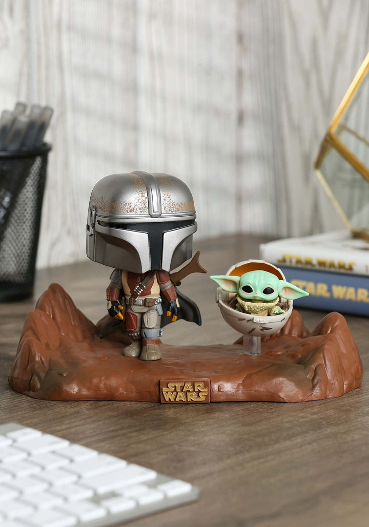 Funko Pop! Movies Star Wars - The Mandalorian with Child Vinyl Figure #390