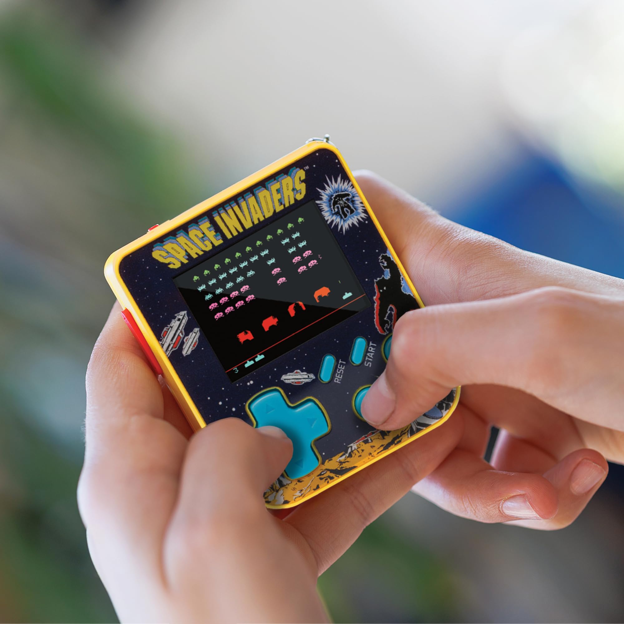 Space Invaders - Super Micro Keychain Gamer 11