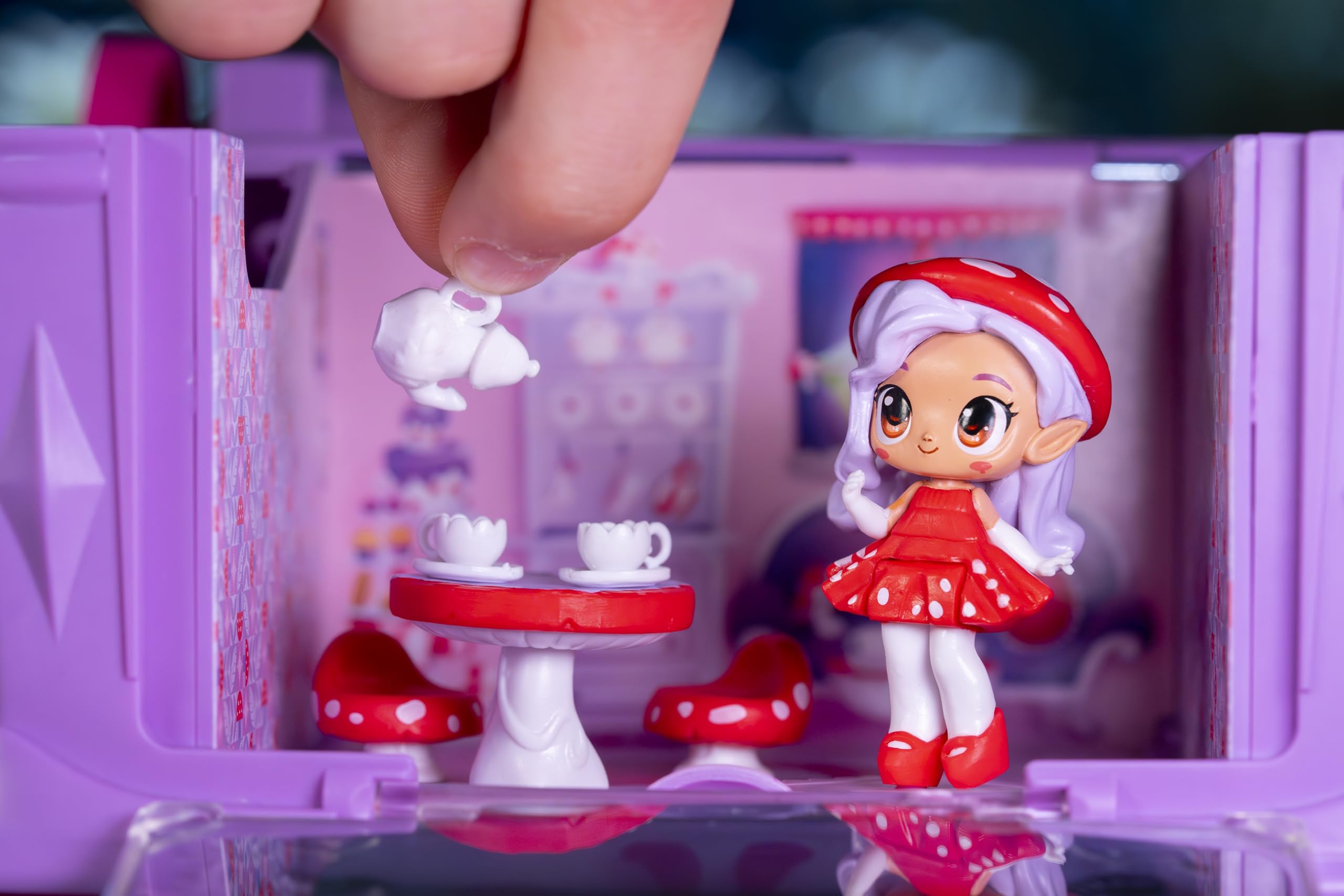 Secret Findees Magic Mailbox - 10+ Surprise Reveals & Mini Playset - Ages 4+ 54