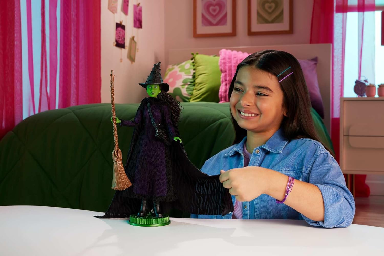 Mattel Wicked Deluxe Elphaba Fashion Doll - Movie-Inspired Look, 11-Point Articulation 2