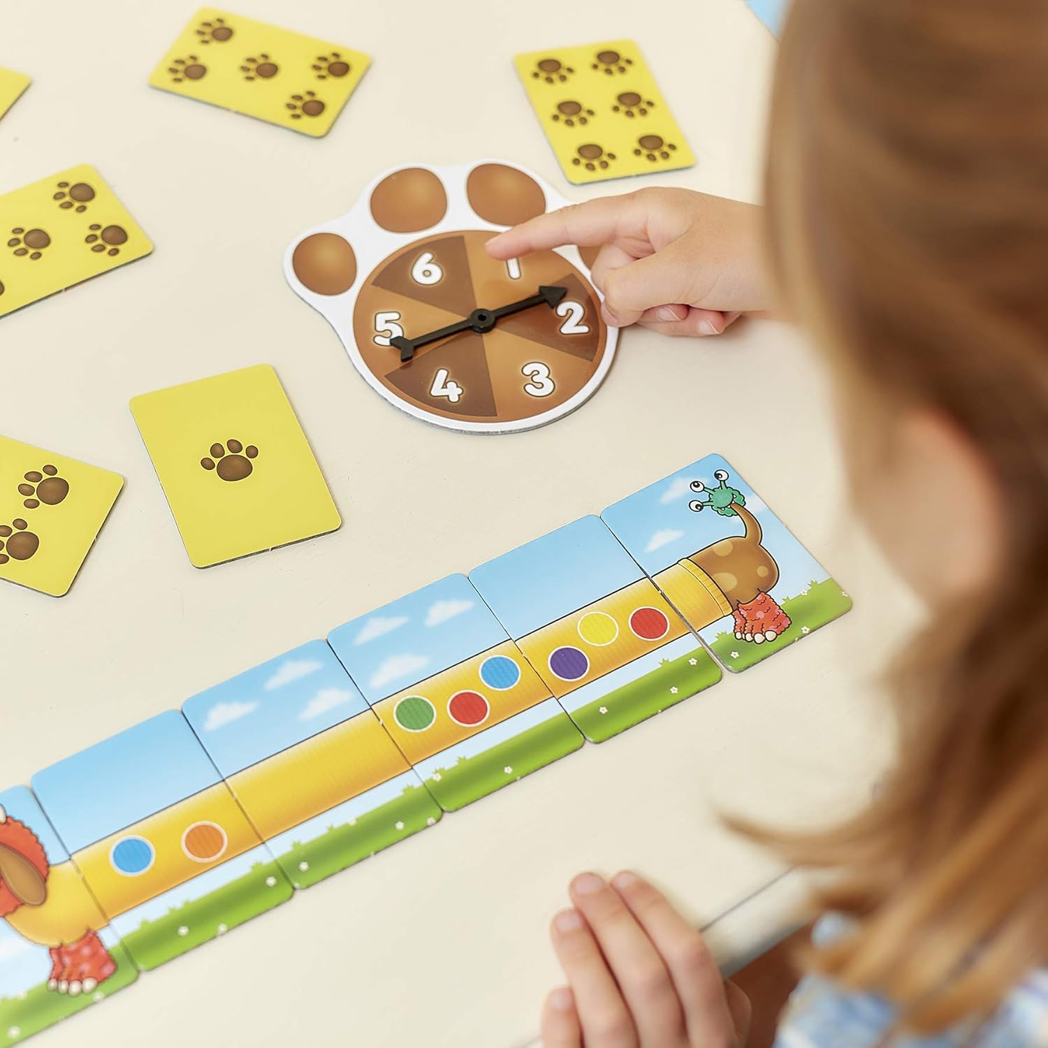 Orchard Toys Spotty Sausage Dogs Board Game 3