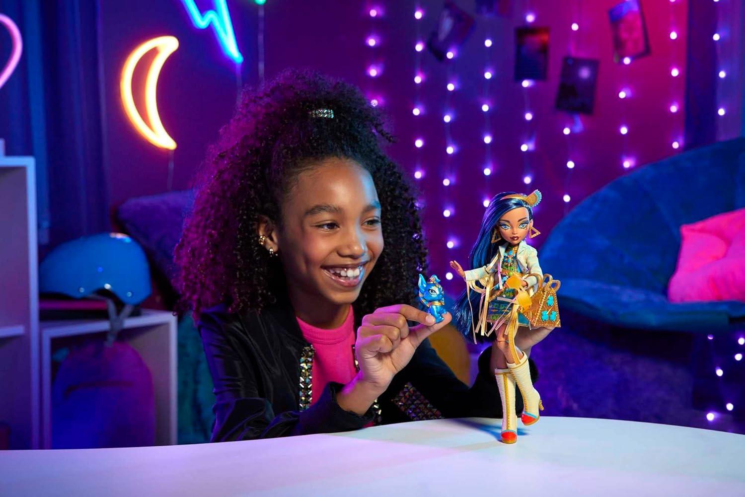 Monster High Cleo De Nile Doll with Pet Tut and Accessories - Posable Fashion Doll for Kids 4+ 4