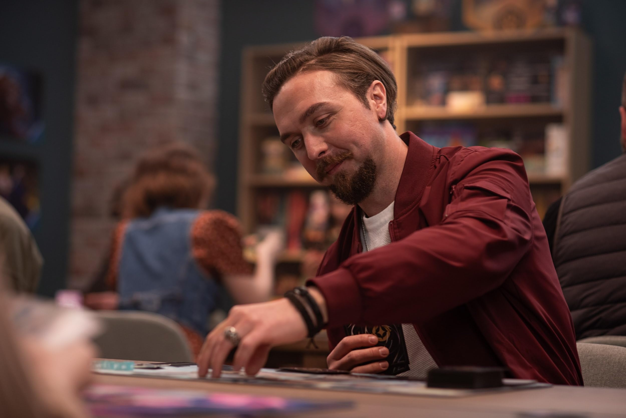 Ravensburger Disney Lorcana TCG Aladdin Card Sleeves - Heroic Outlaw by Nicholas Kole 12