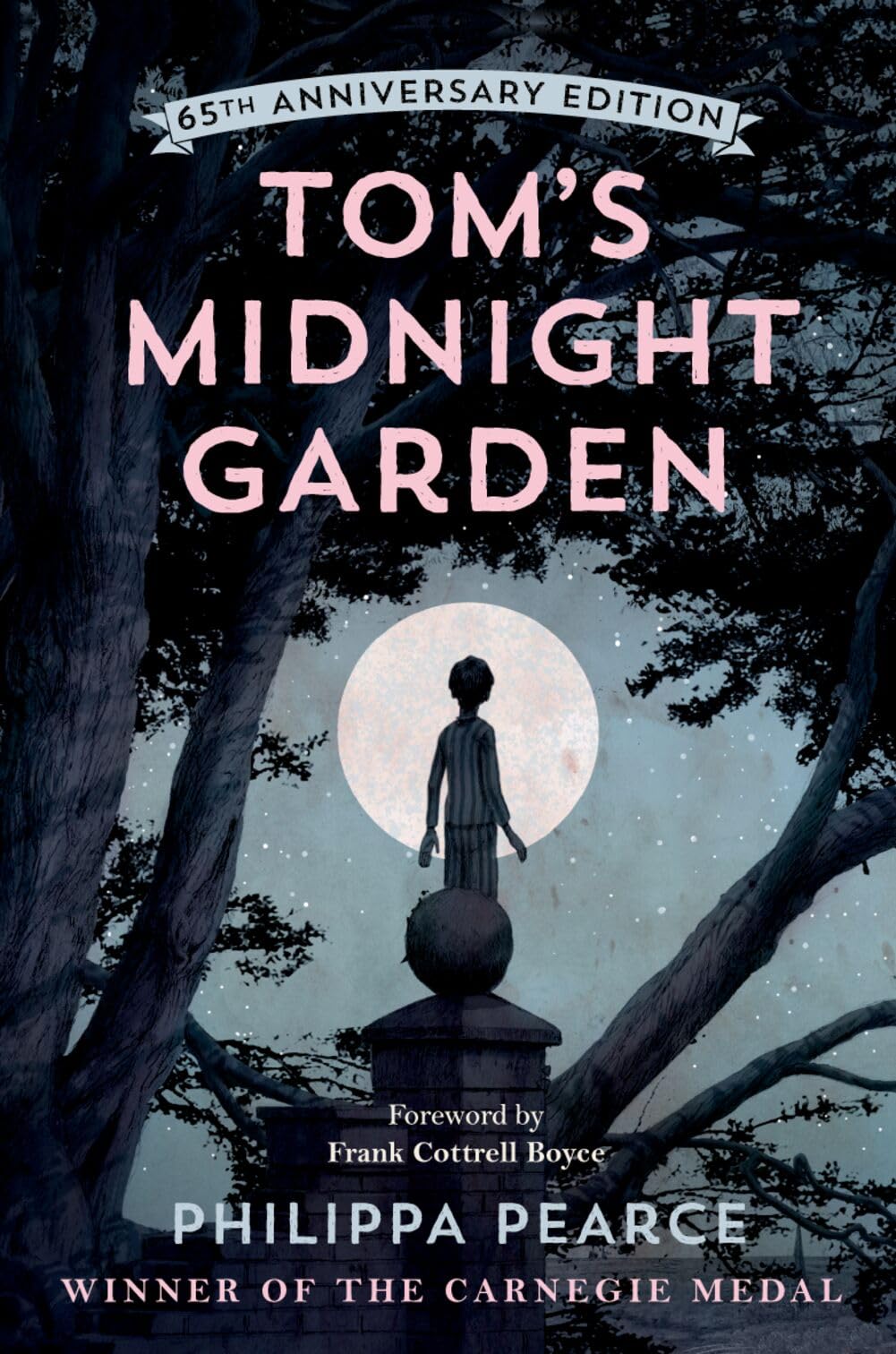 Oxford University Press Tom's Midnight Garden 65th Anniversary Edition | Paperback | English