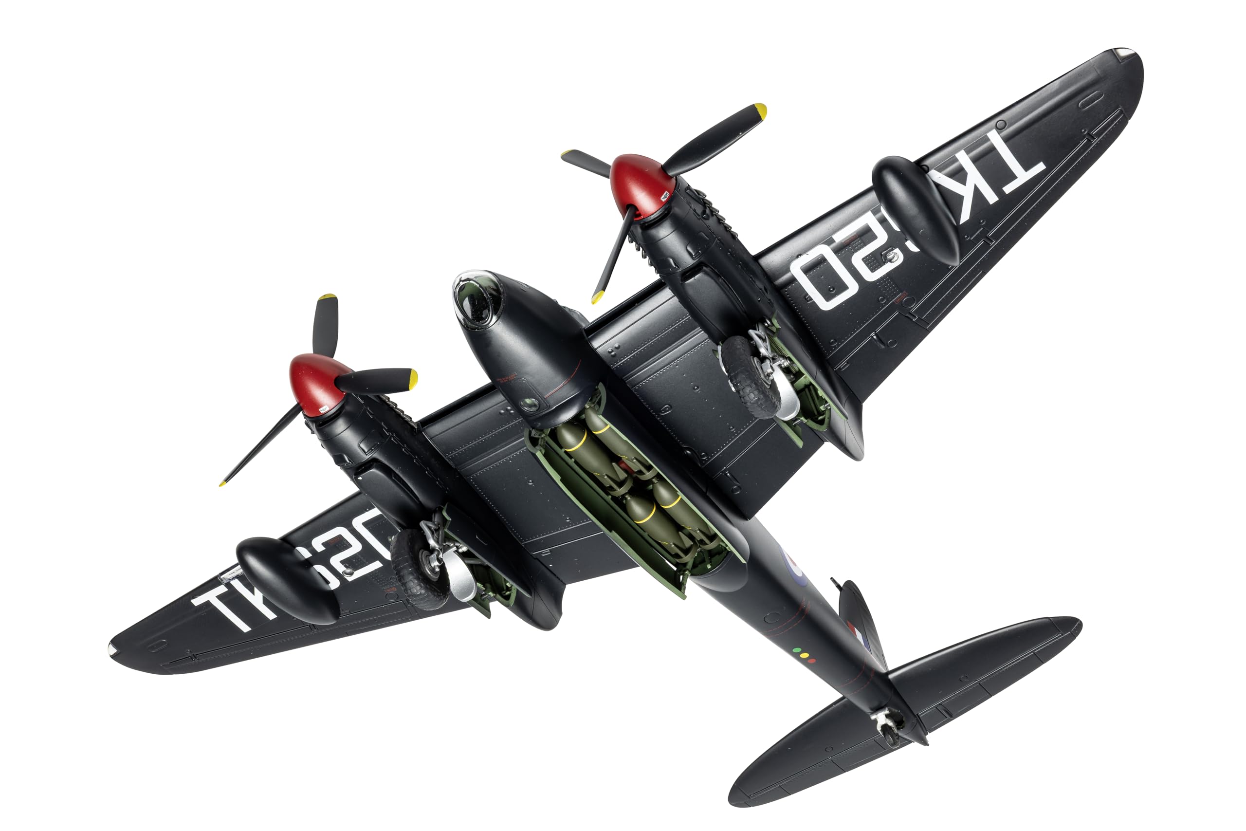 Airfix A04070 de Havilland Mosquito B.XVI/B.35/TT.35 Aircraft Model Kit 1:72 Scale 182 Parts 6