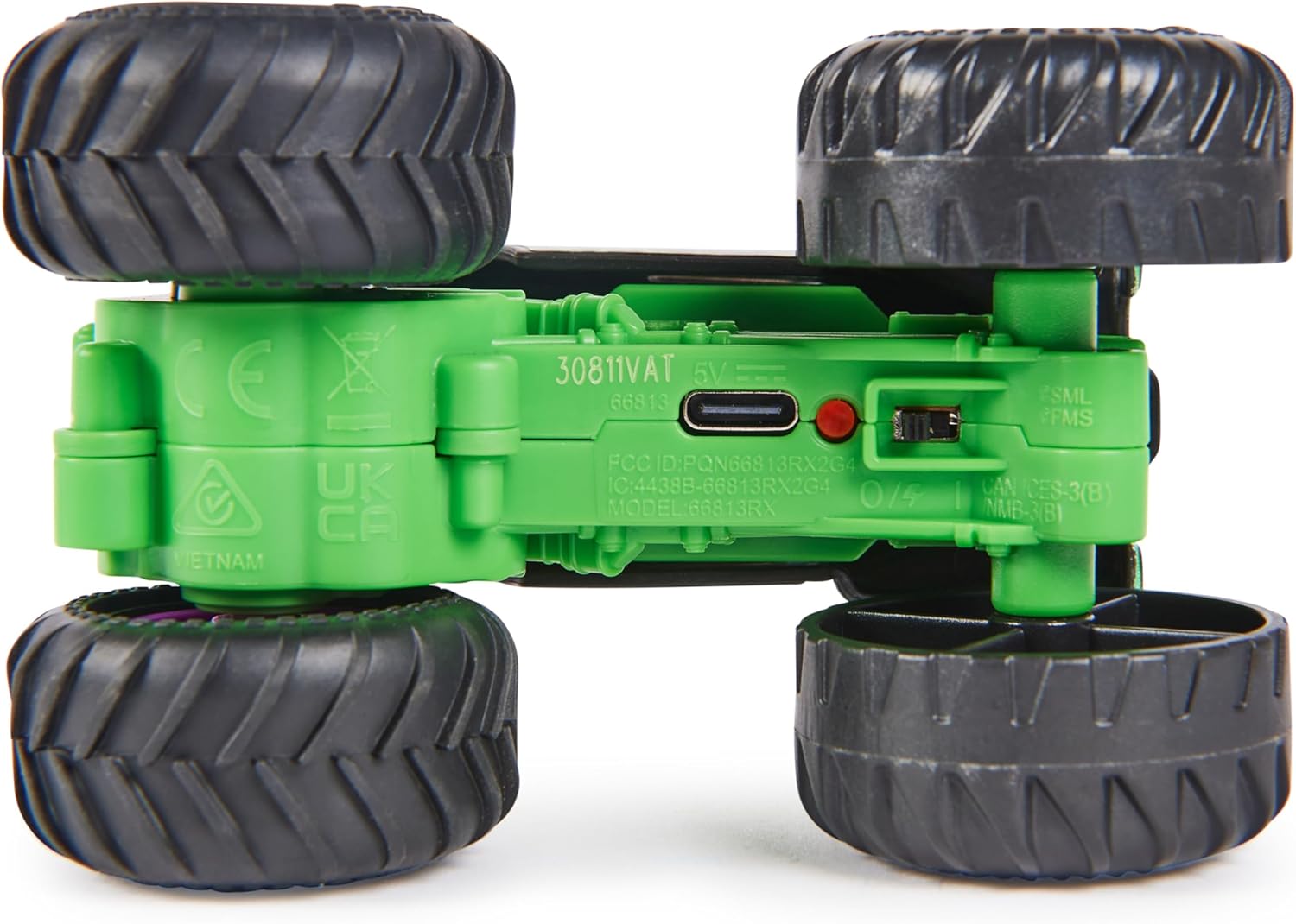 Monster Jam Grave Digger 1:64 Scale RC Truck with Ramp - Remote Control Monster Vehicle for Kids 3