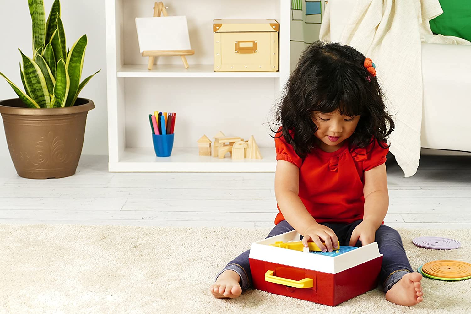 Basic Fun Fisher-Price Classics Music Box Record Player | Ages 18 Months+ | 5 Records Included
