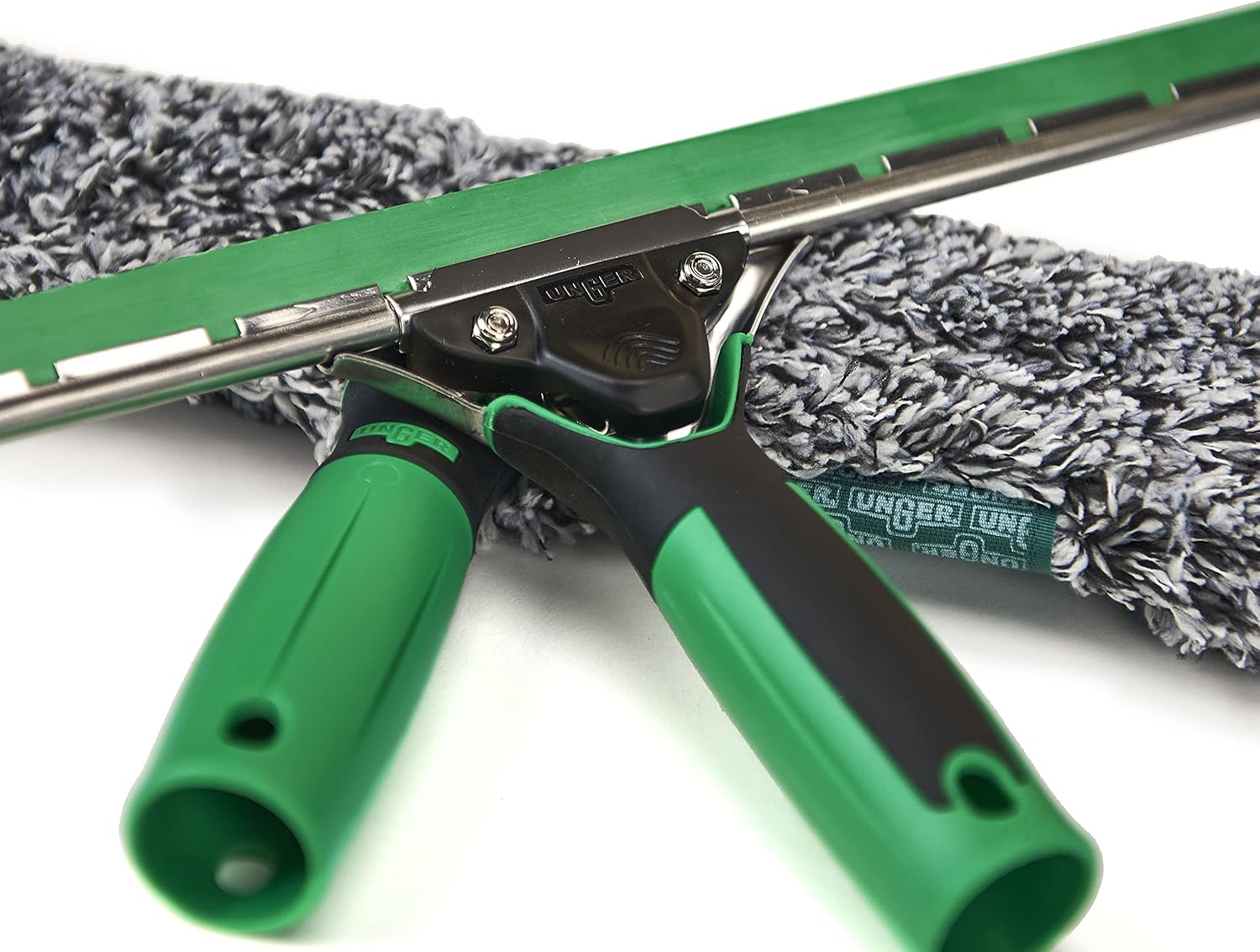 Unger AK013 Window Cleaning Kit 3-in-1 Starter Set with Squeegee, Microfibre Washer & Bucket 4