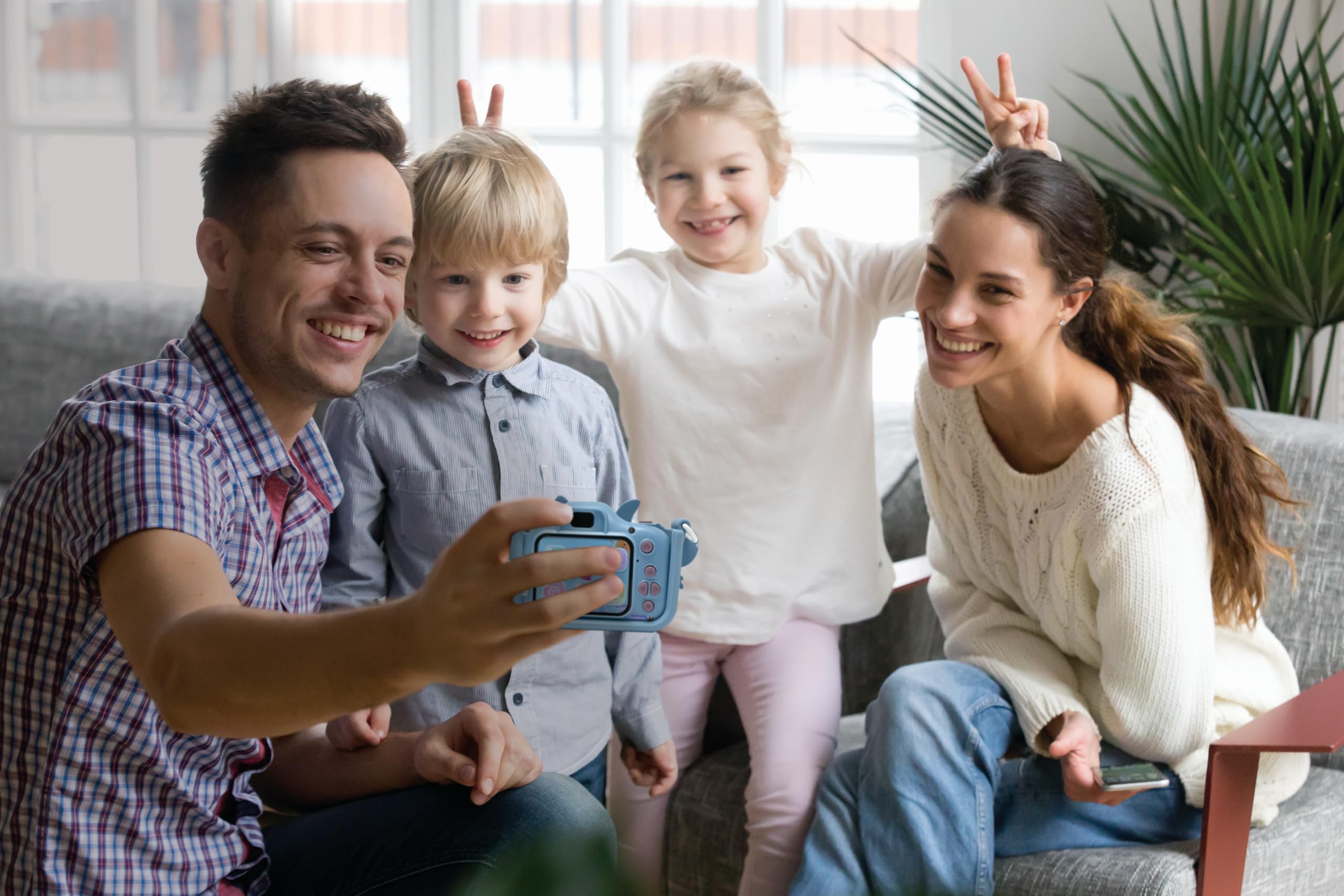 Lexibook DJ078D Disney Stitch 4-in-1 Kids Digital Camera with 8GB Card, MP3 Player & Games 5