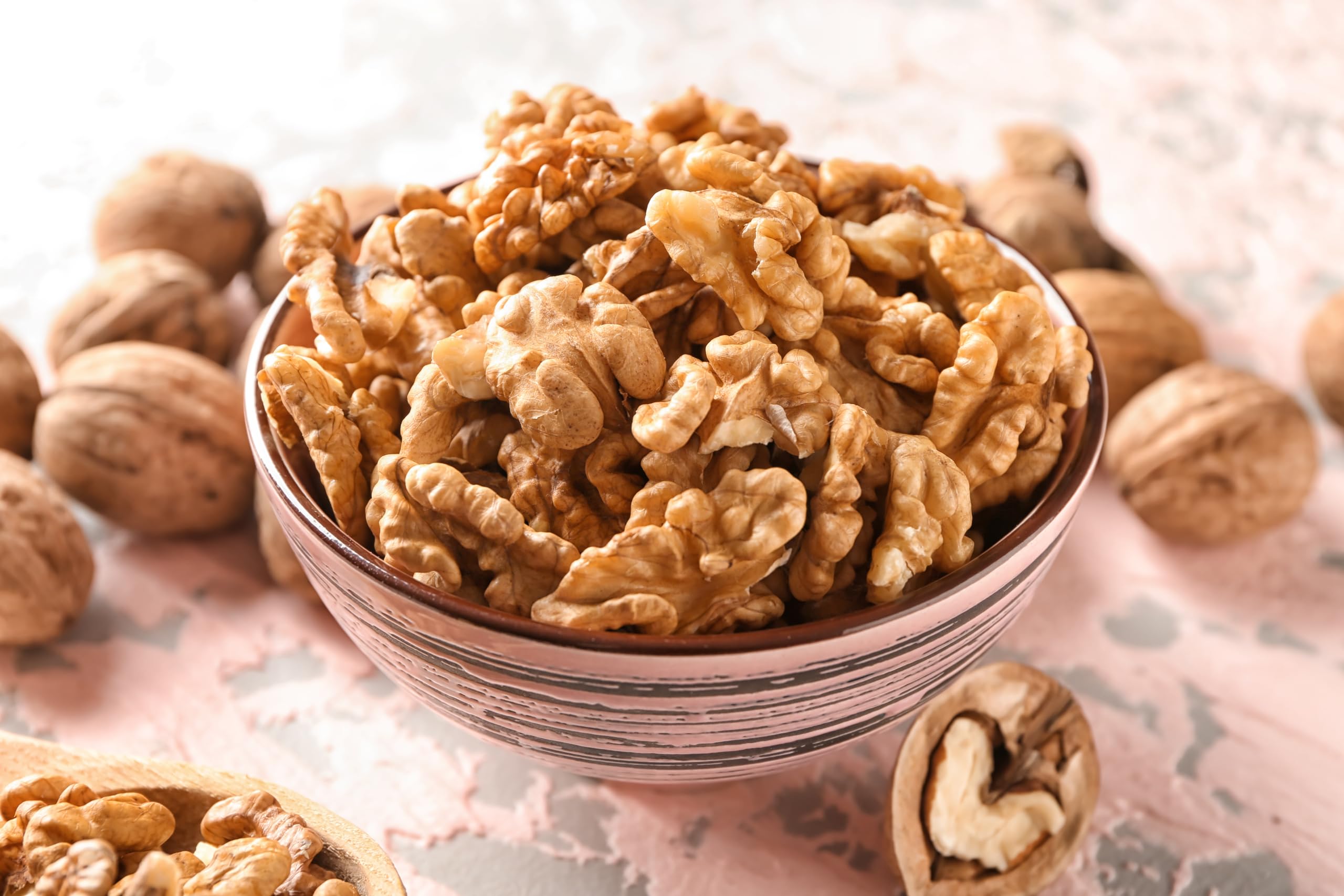 Mundo Feliz - Organic Walnut Halves, 3 x 300 g 4