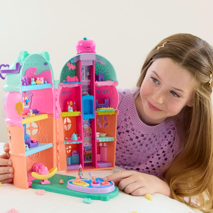 Polly Pocket Micro Dolls & Large Gelato House Playset - Ice Cream Bear Theme, 4-8 Years