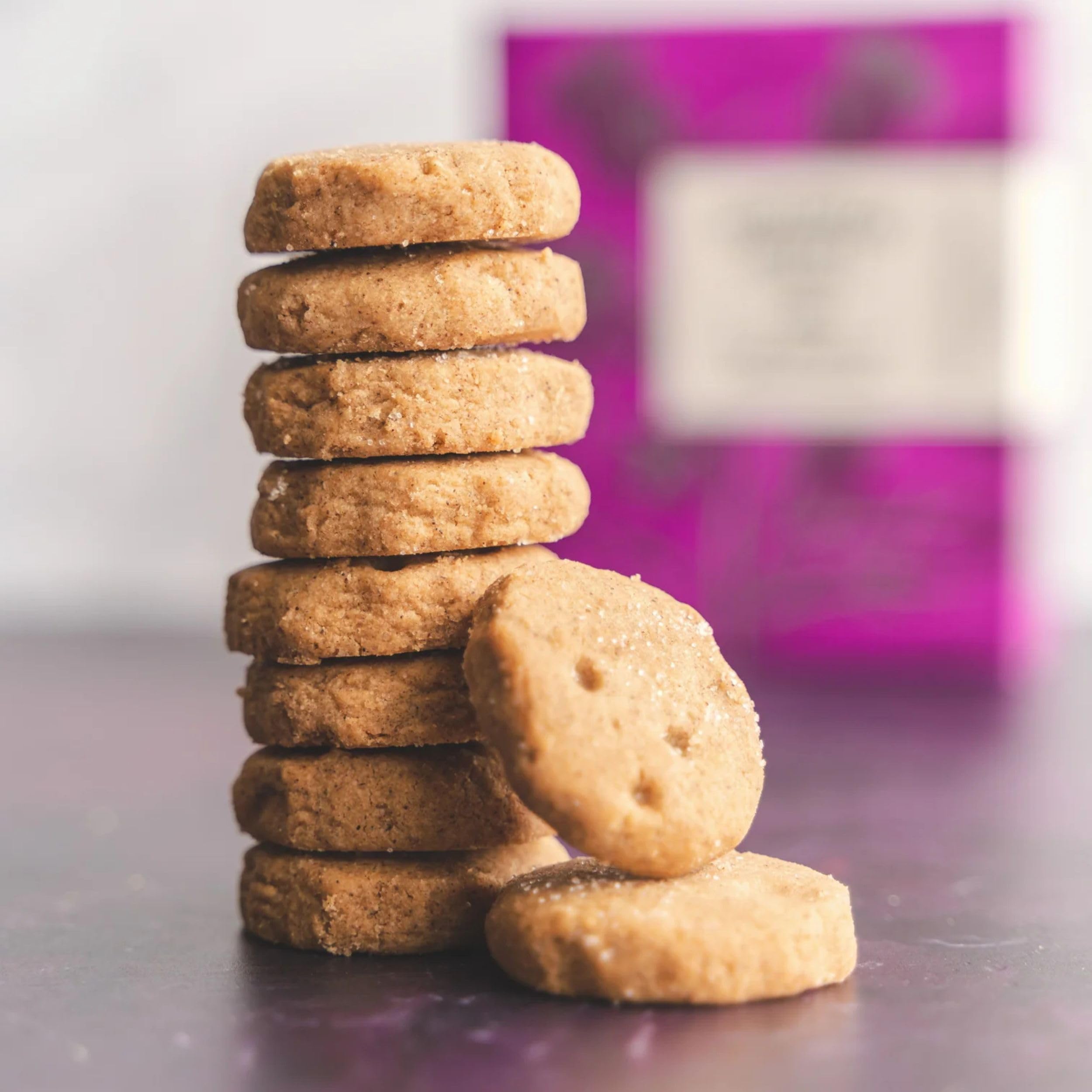Shortbread House of Edinburgh Handmade Mini Shortbread Biscuits with Cinnamon and Demerara Sugar 150g 8