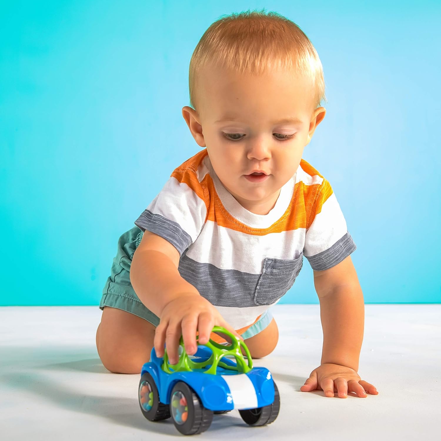 Bright Starts Oball Rattle & Roll Toy - Easy Grasp Rattle Vehicle for 3 Months+ 10