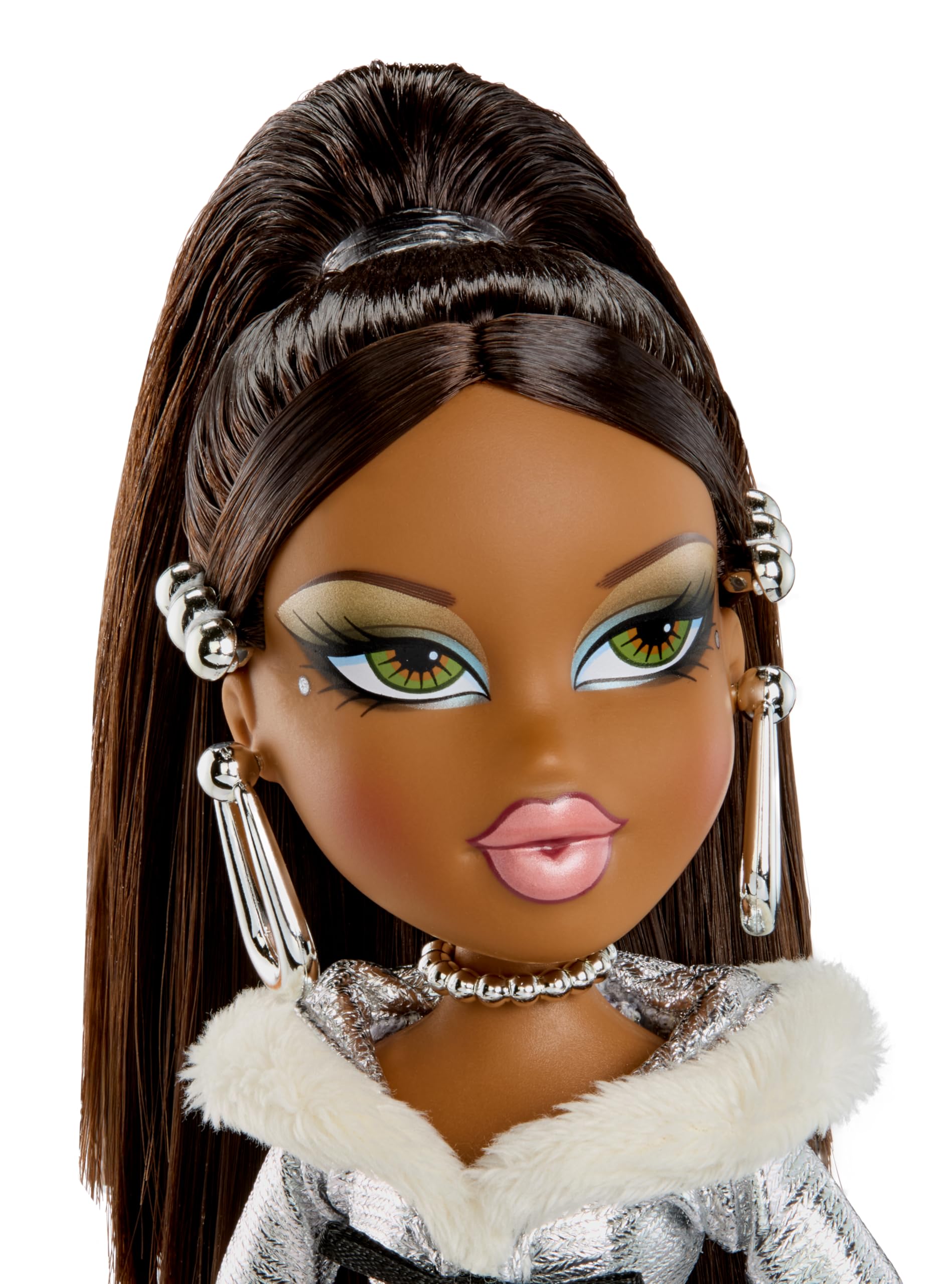 Bratz Charmz Sasha Fashion Doll | Collectible Charm Bracelet | Multicolor Plastic 4