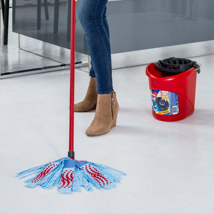 Vileda SuperMocio 3 Action XL Mop & Bucket Set with Torsion Wringer and Extra Refill