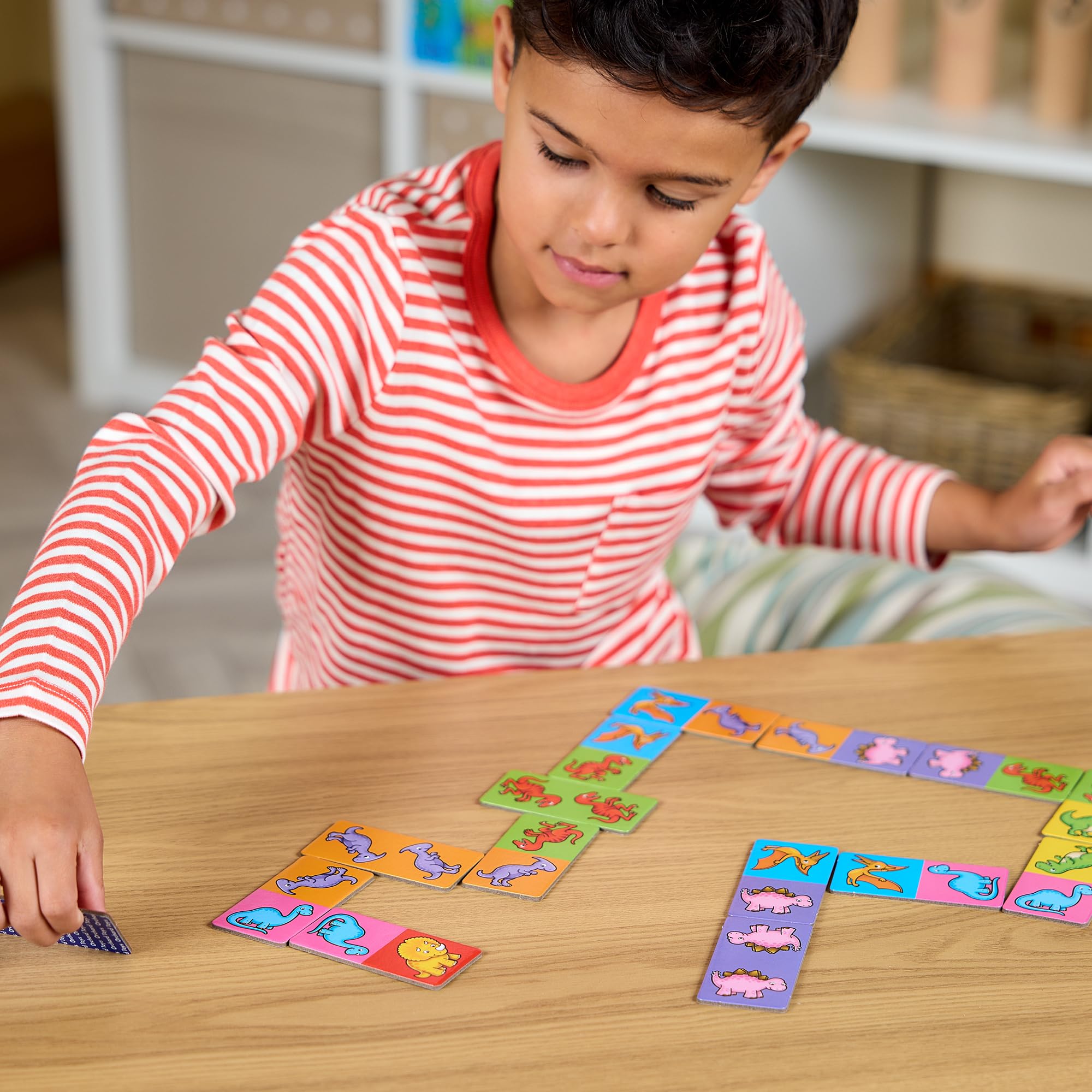 Orchard Toys Dinosaur Dominoes Mini Game, Compact Travel Dominoes for Kids 5
