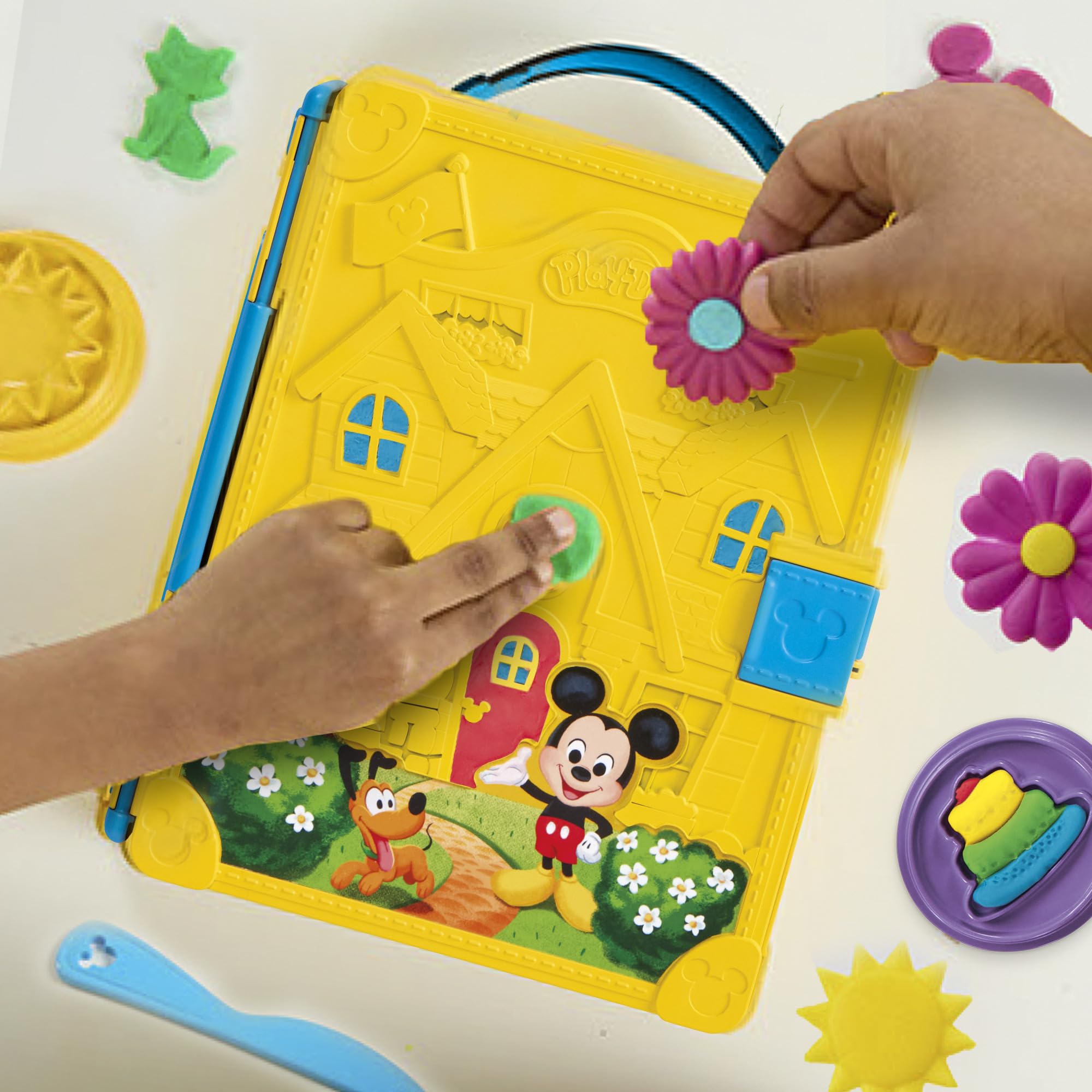 Play-Doh Disney Junior Shape a Story Playset - Storybook Theme | Ages 2+ | Includes 4 Cans 9